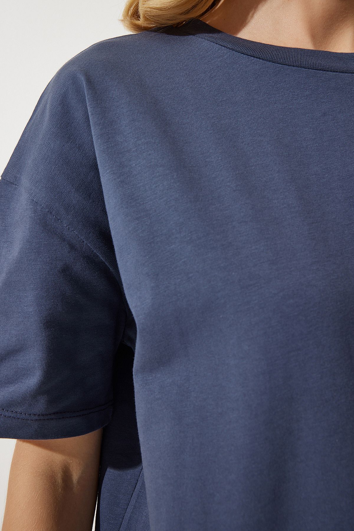 WOMEN SMOKED BASIC COTTON T-SHIRT BP00151