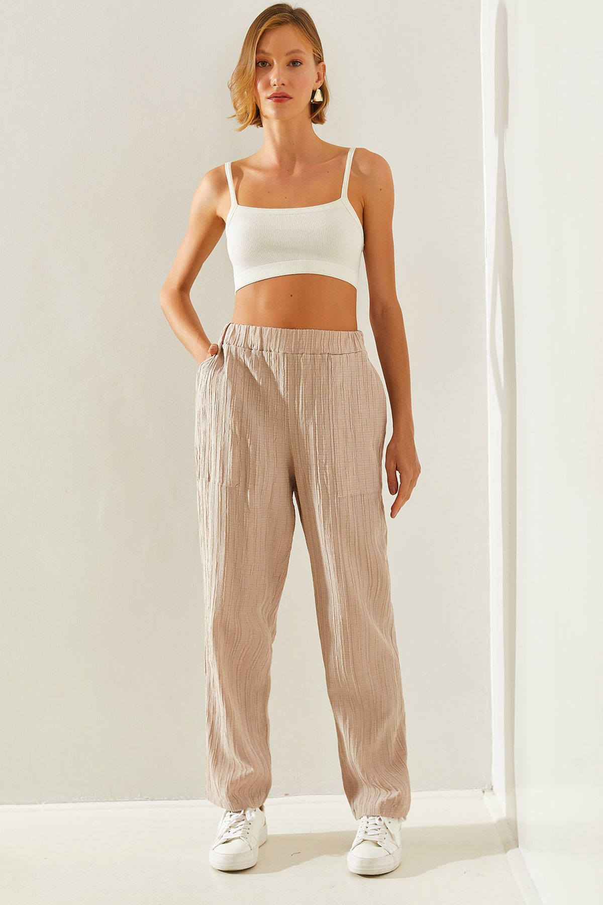 Woman Big Pocket Detail Waist Tire Linen textured pants 60251292