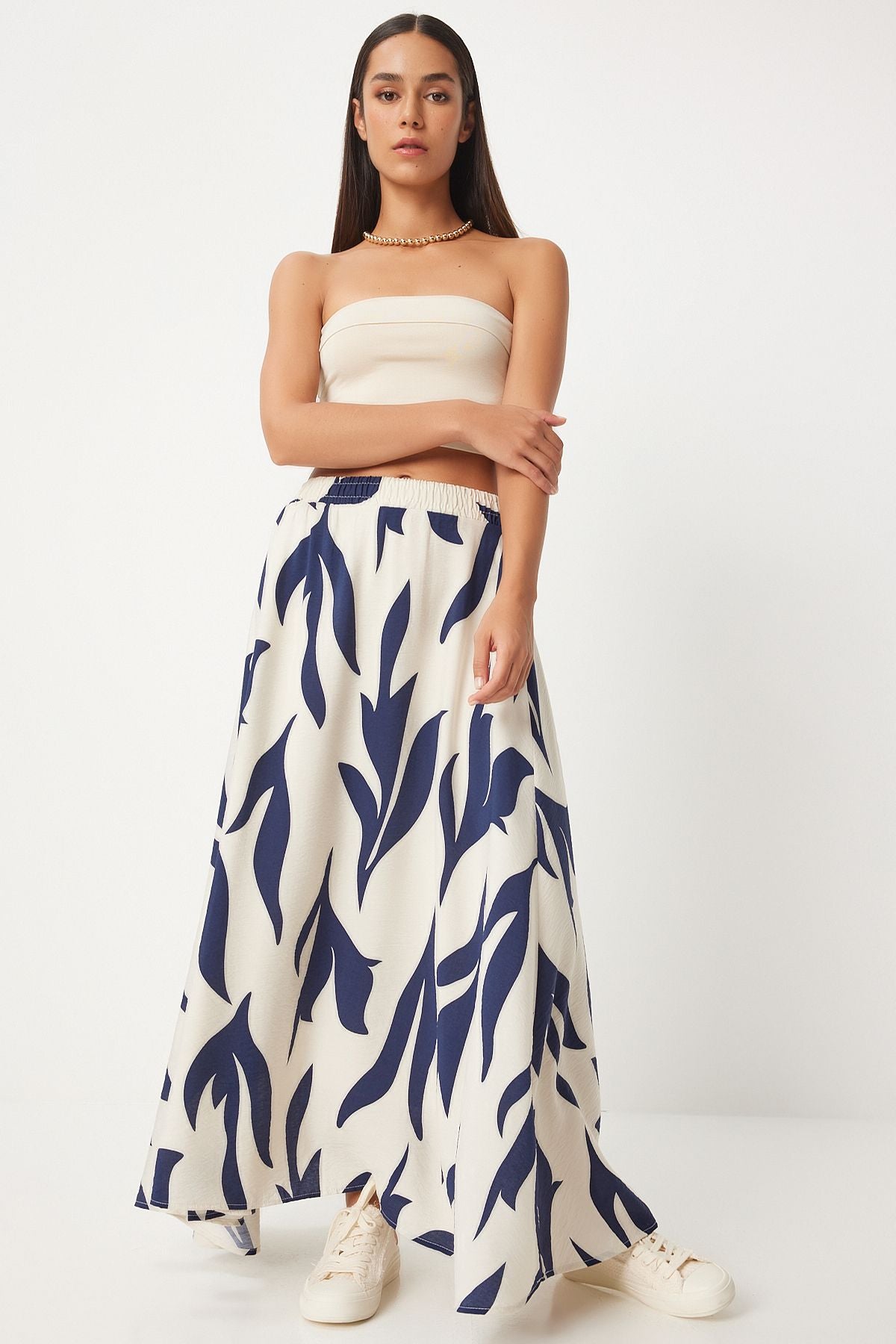 Woman Ecru Navy Blue Patterned Maxi Skirt DD01333