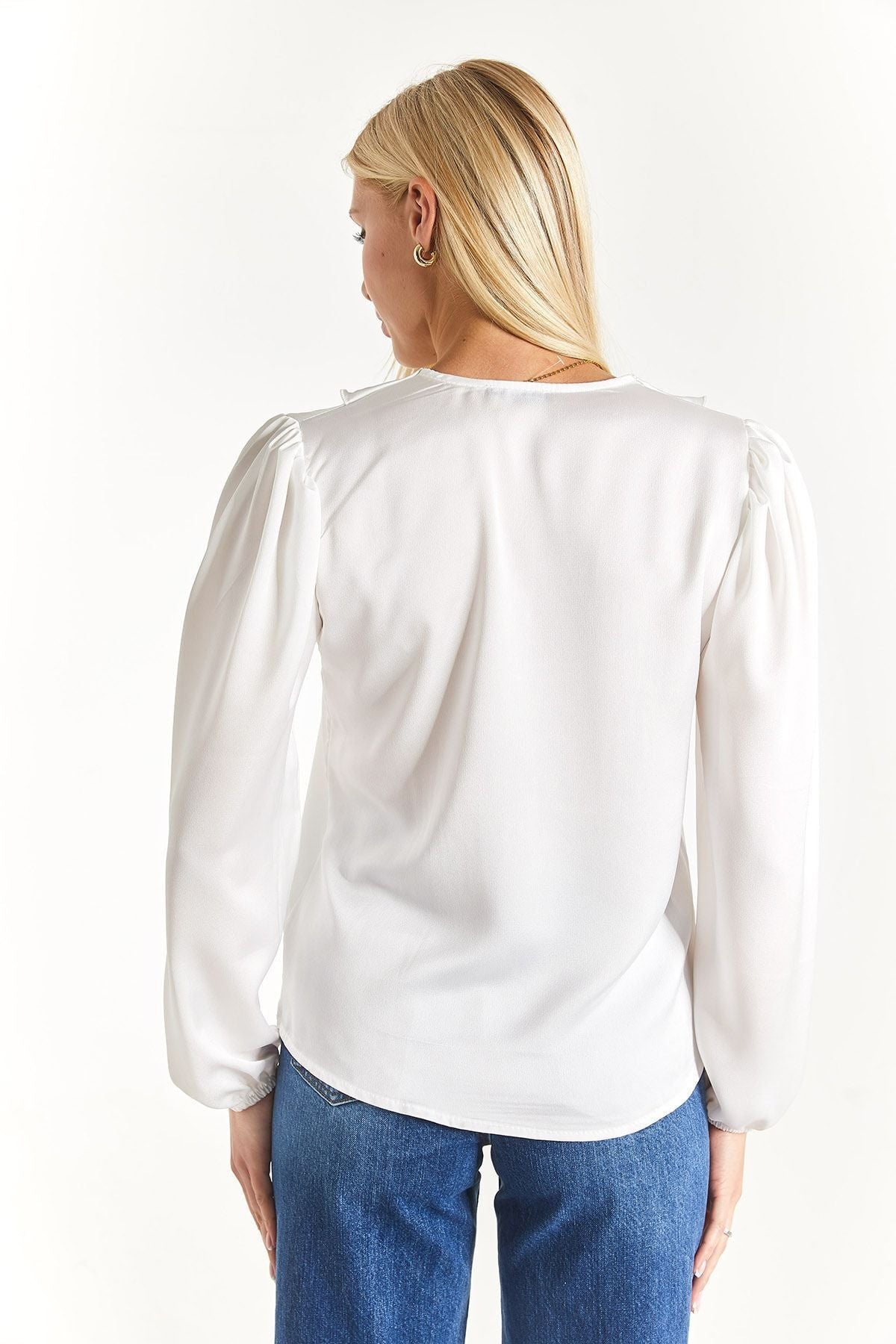 WOMEN WHITE SIDE RISE SHOOTED HANDLED HAND RAST COTTON SATIN BLOSE ARM-22K001059