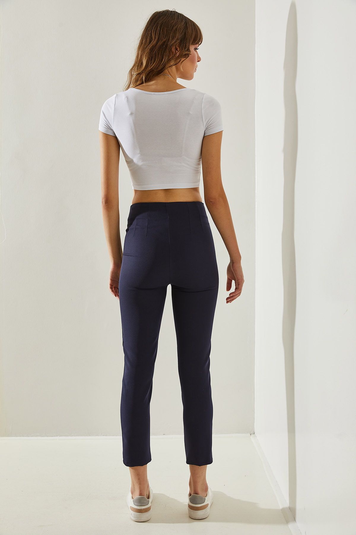 Woman High waist zipper grass detailed double trousers 60251269