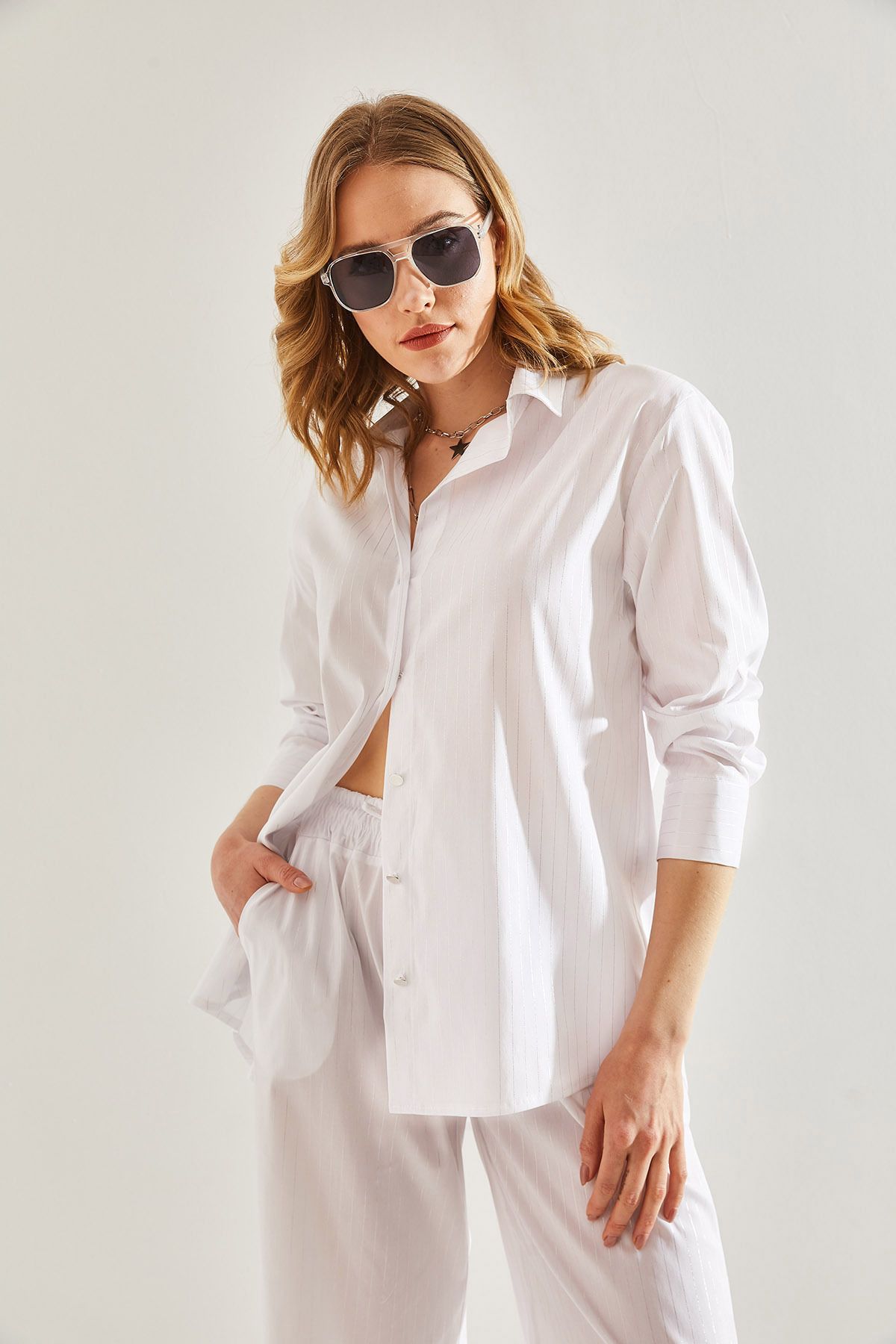 Woman bright striped poplin fabric shirt 60221022