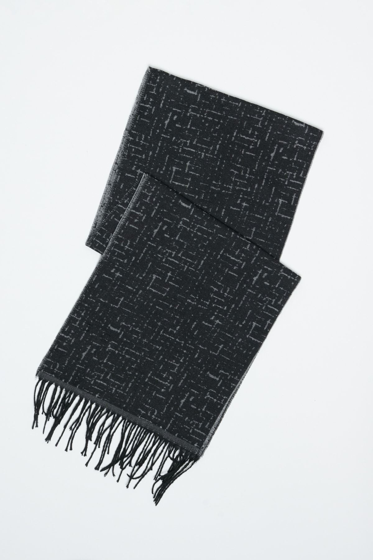 Men's black-gray patterned scarf