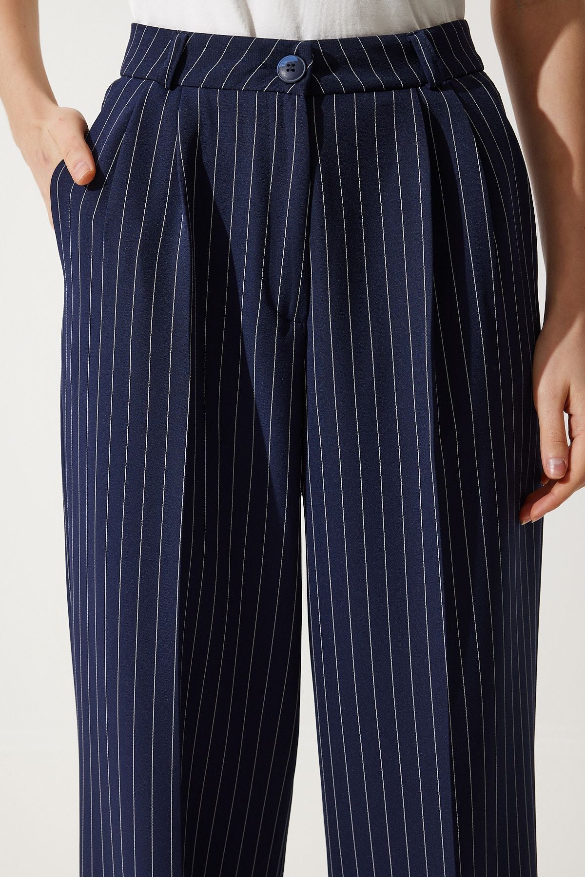 Woman Navy blue fine striped masculine palazzo pants DW00005