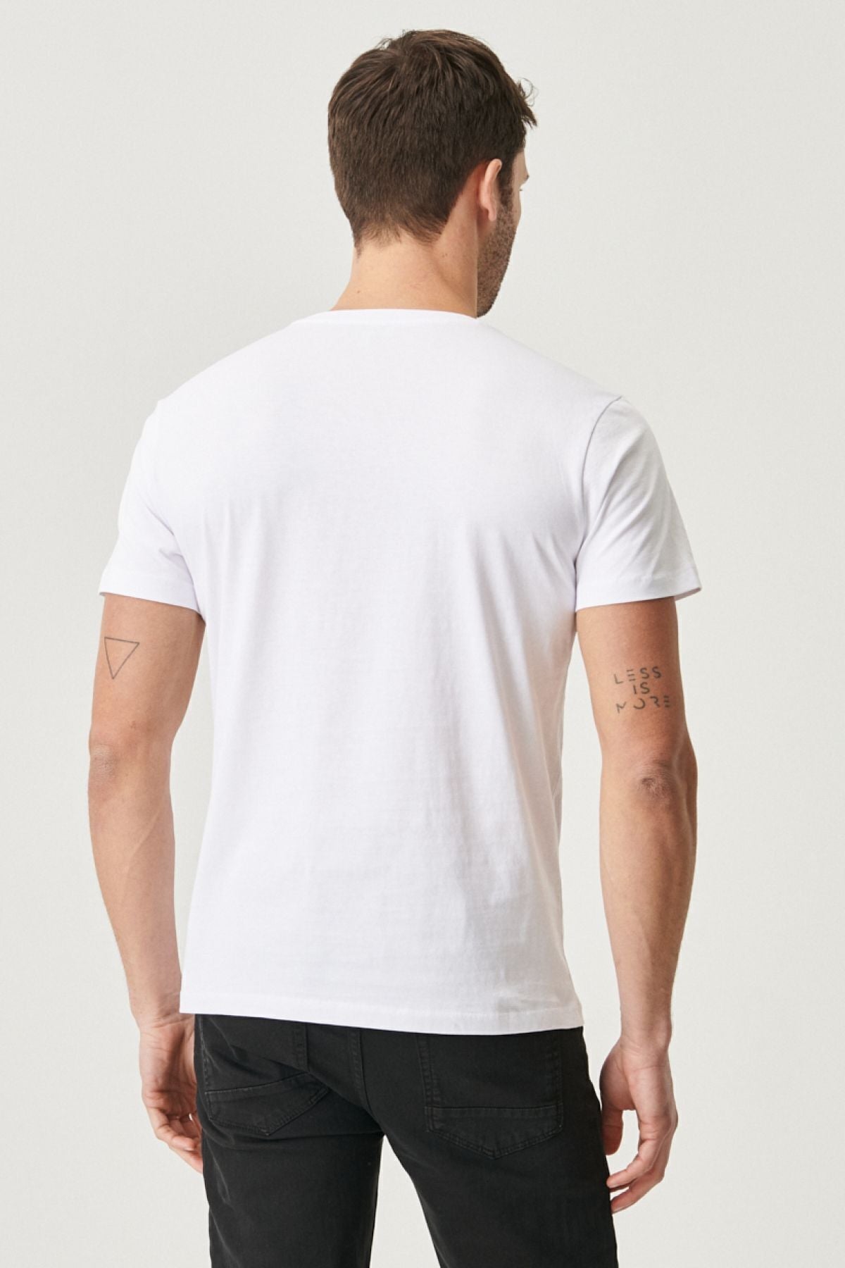 Men's black-and-white 2-pack slim fit narrow cut cotton basic t-shirt