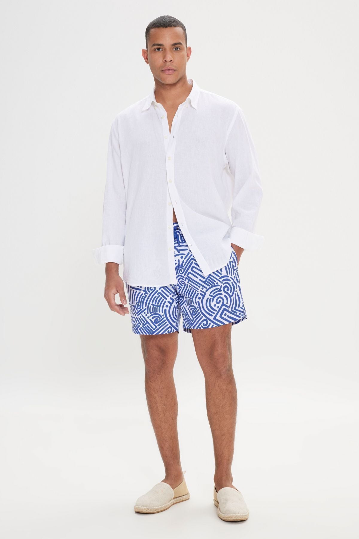 Men's White-Lacivert Standard Fit Normal Cutting Pocket Fast Drying Patterned Mayo Sea Short