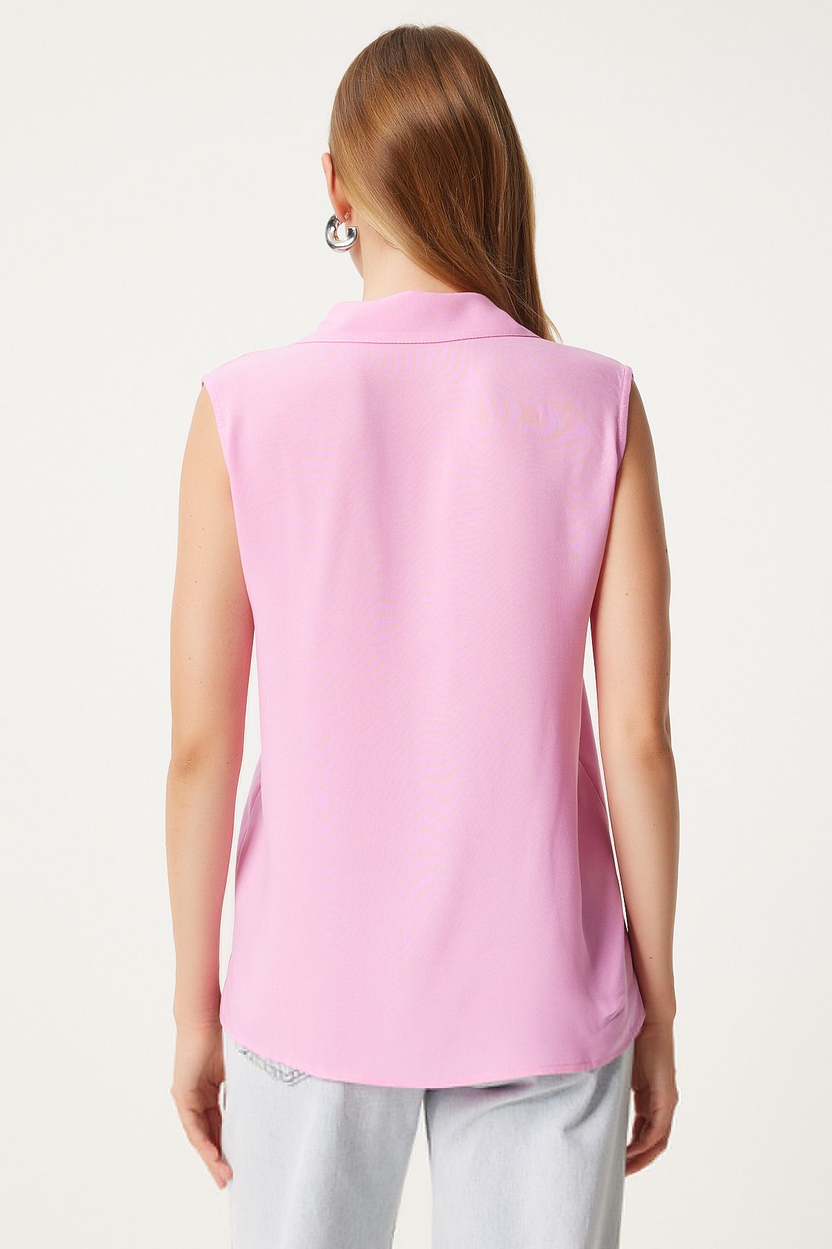 Woman pink sleeveless viscose shirt to00129