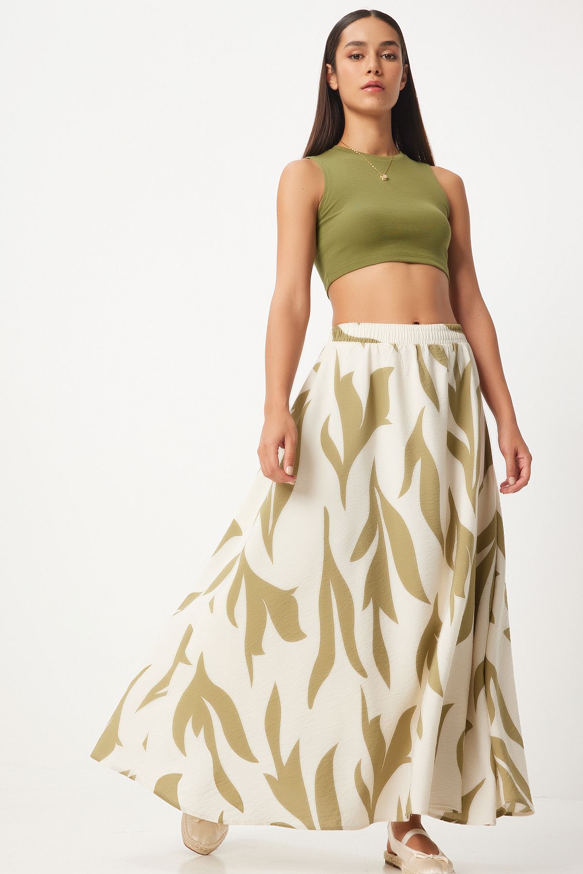 Women's Cream Oil Green Patterned Maxi Skirt DD01333