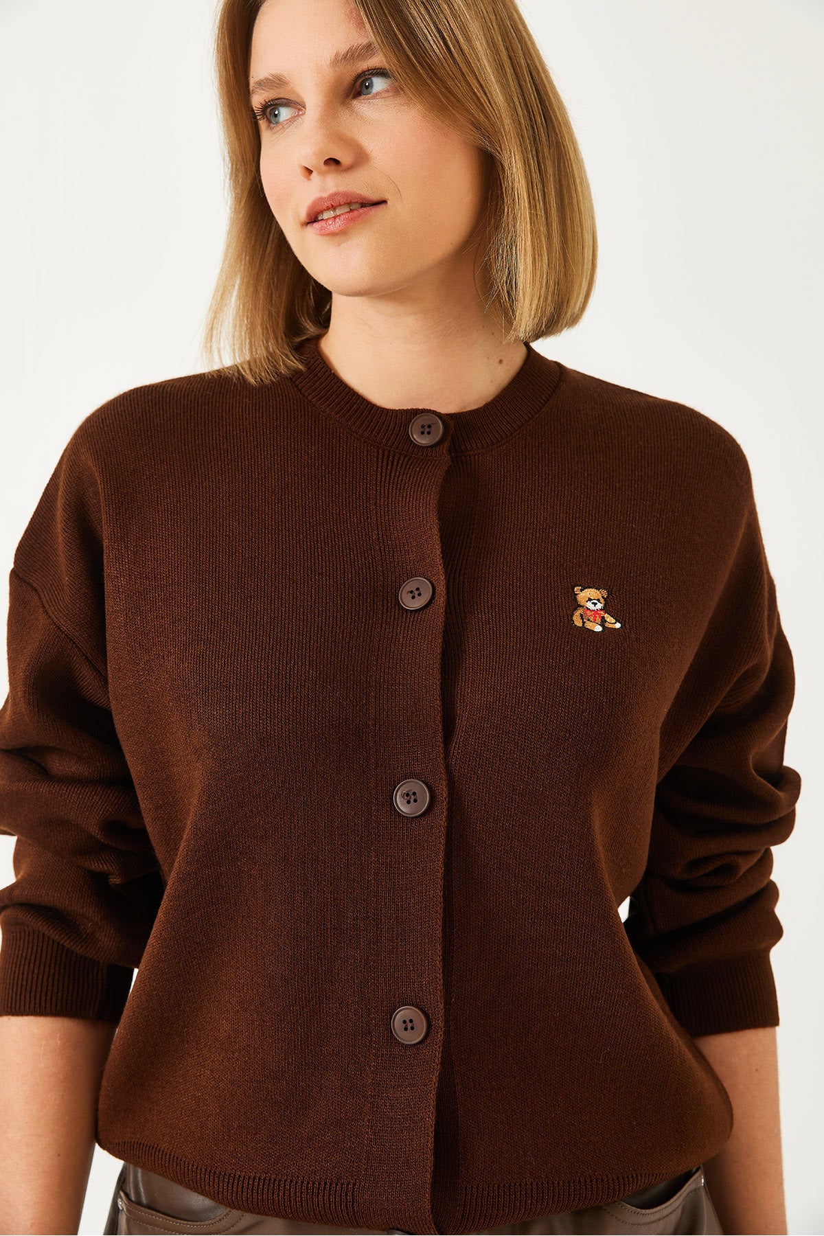 Women's Teddy Embroidered Buttoned Knitwear Cardigan TH241126 60261173