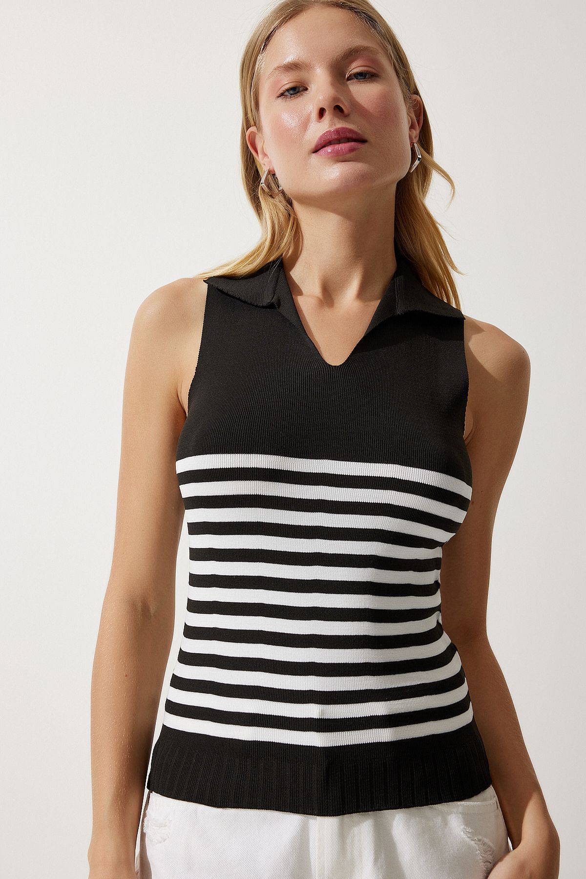 Woman Black Polo Yaka striped knitwear blouse OW00037