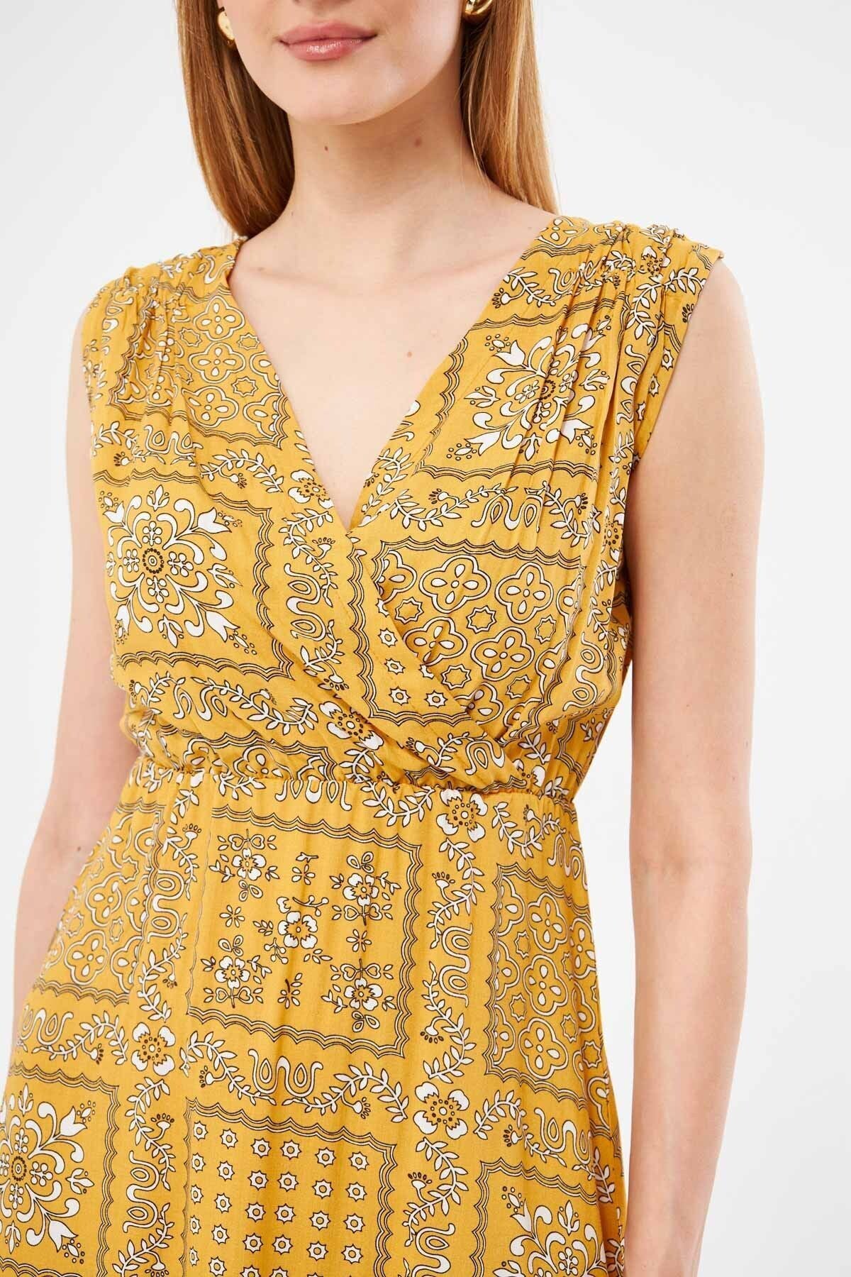Female mustard patterned waist and shoulder tire cruve collar midi height skirt dress ARM-24Y001052