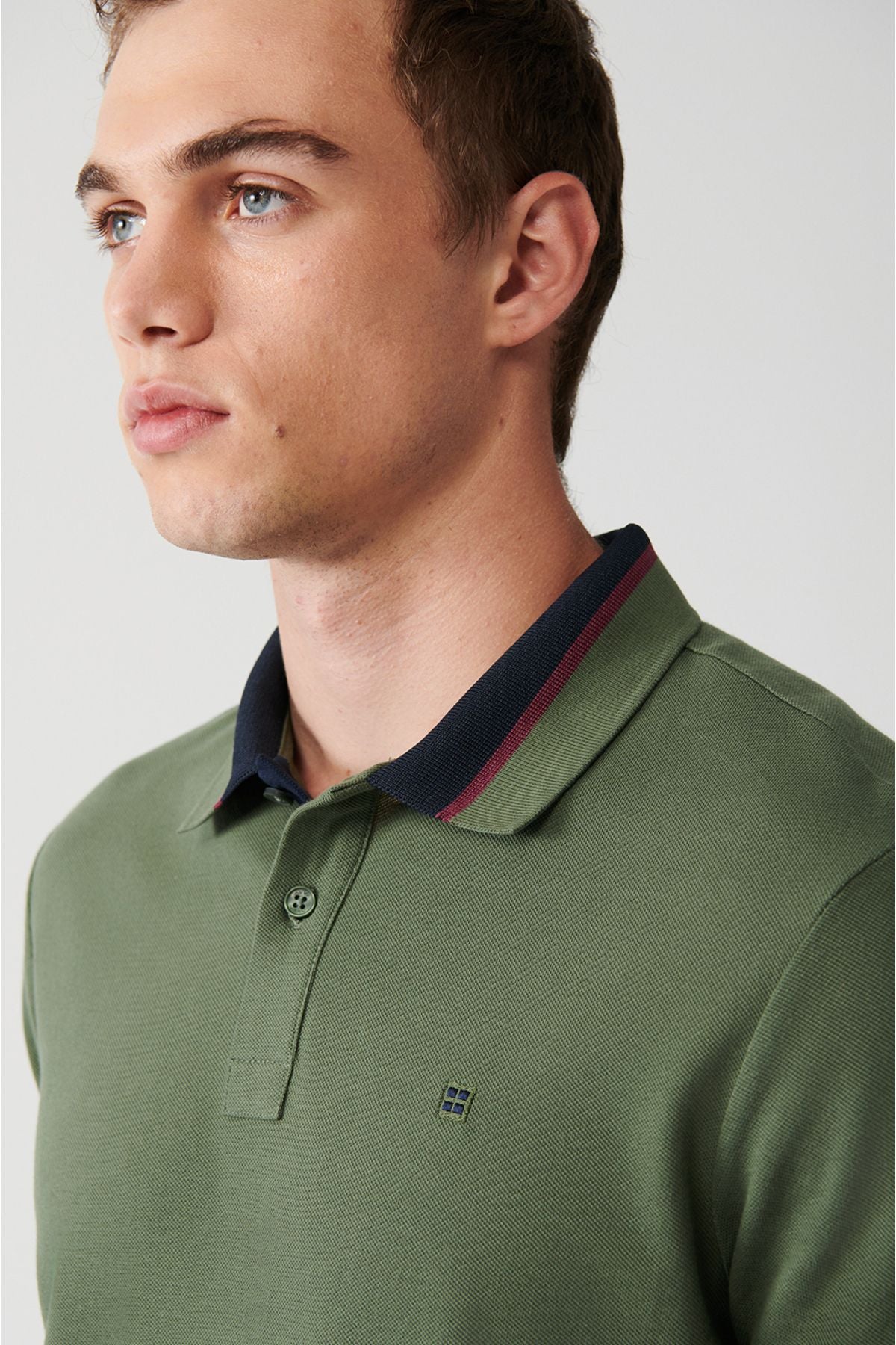 Male Khaki Polo collar T-shirt collar striped 100 %cotton regular fit 2 button E001036