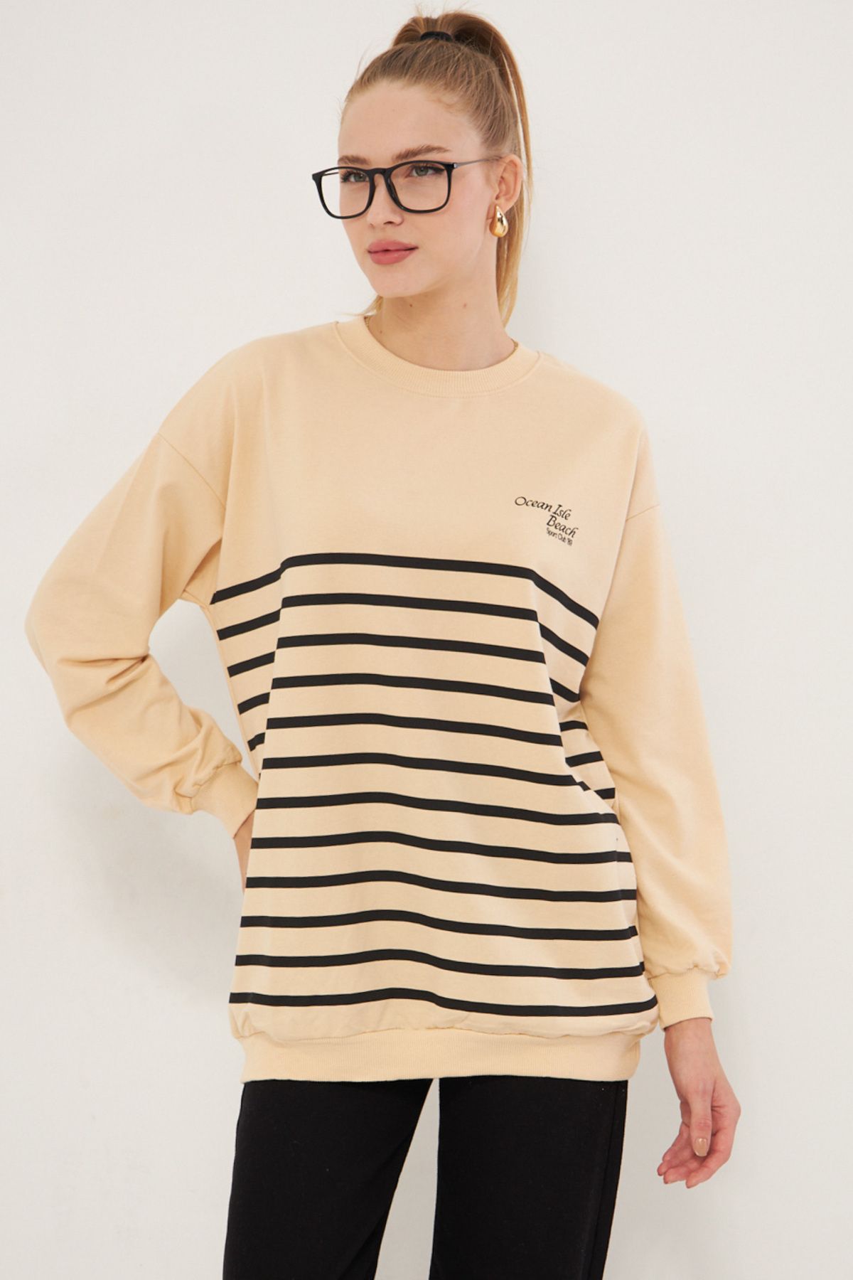 Woman Beige Zero Collar Striped Long Sweatshirt ARM-25K024004