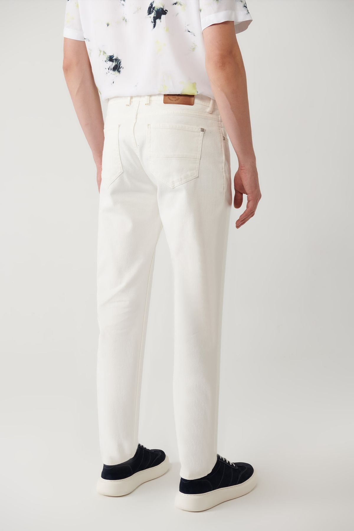 Male Ecru Rinse Wash Flexible Pants A41y3504