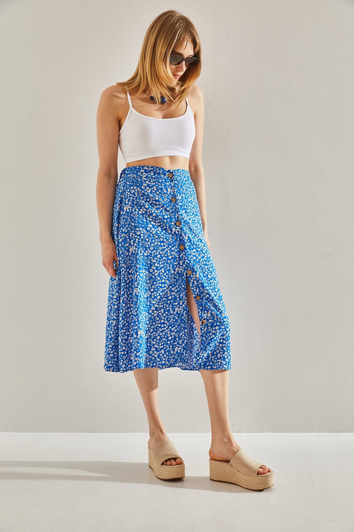 Women's Blue Midi Boy Button Detailed Tire Patterned Skirt 60251012