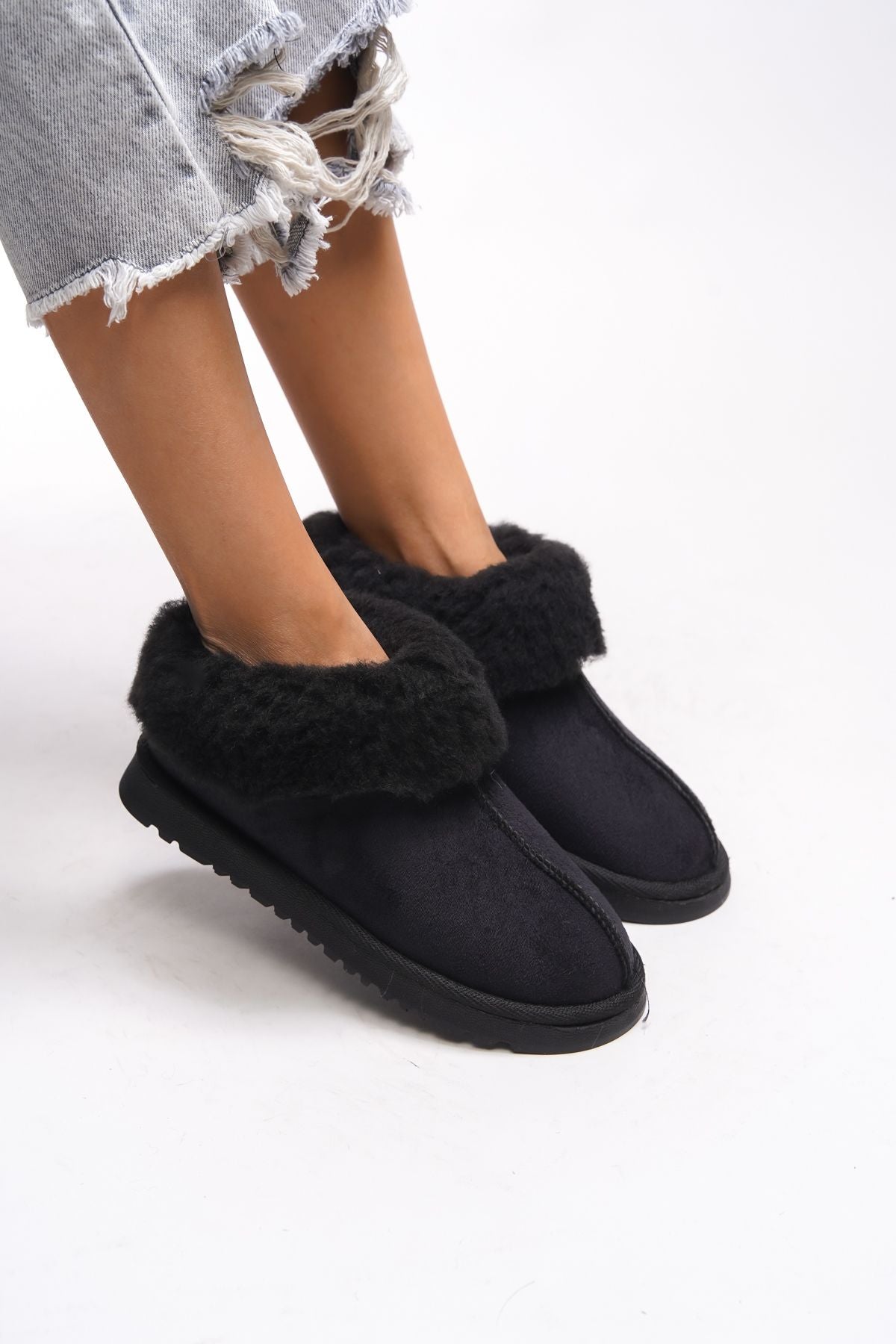 Lissynora Female Fur Casual Bot 00121030 Black