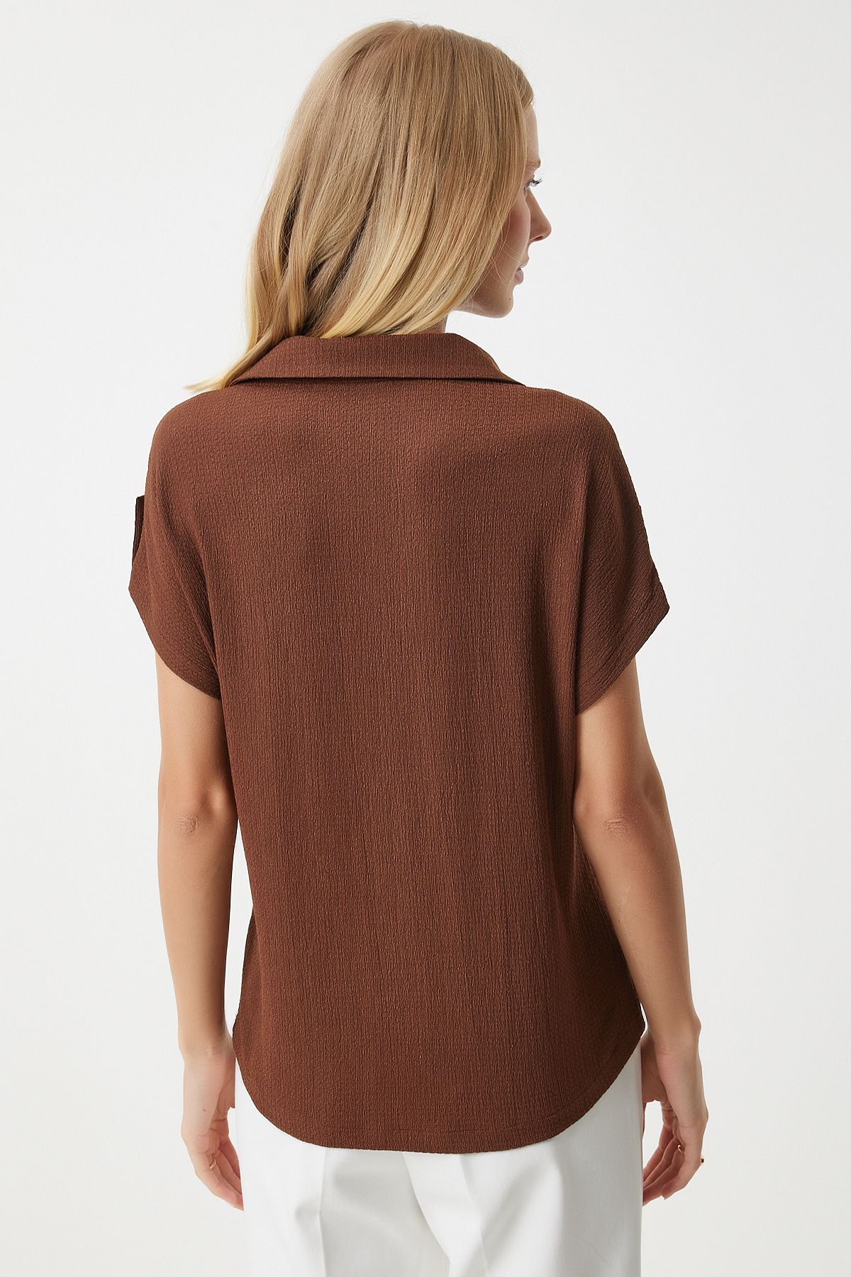 Female Brown Pocket Casual Knitting Shirt DD01325