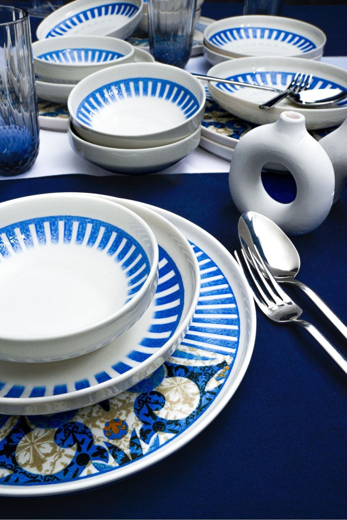 Azur 18 pieces 6 people porcelain dinner set