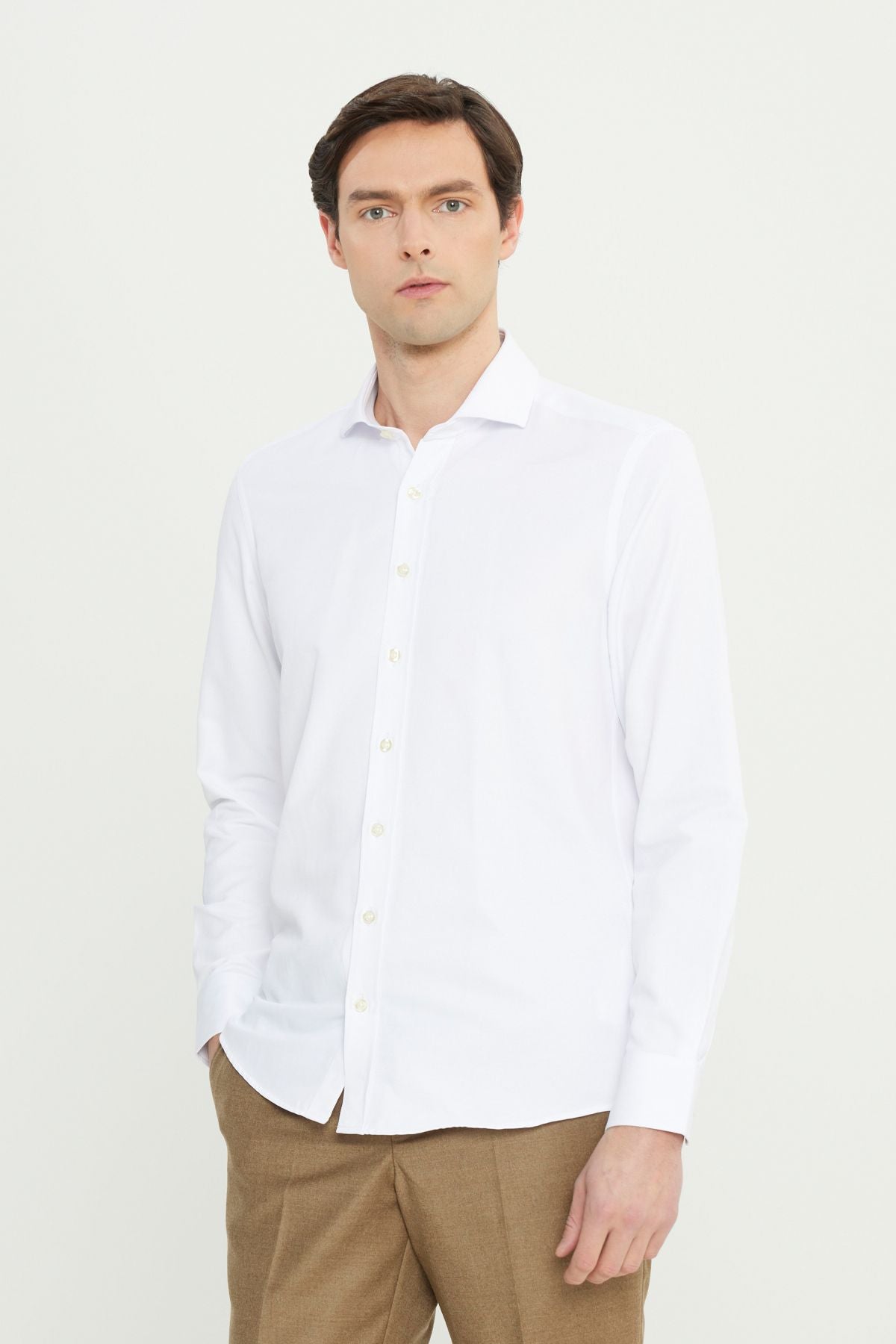 Men's white easy ironable slim fit narrow cutting Italian collar Amesty shirt