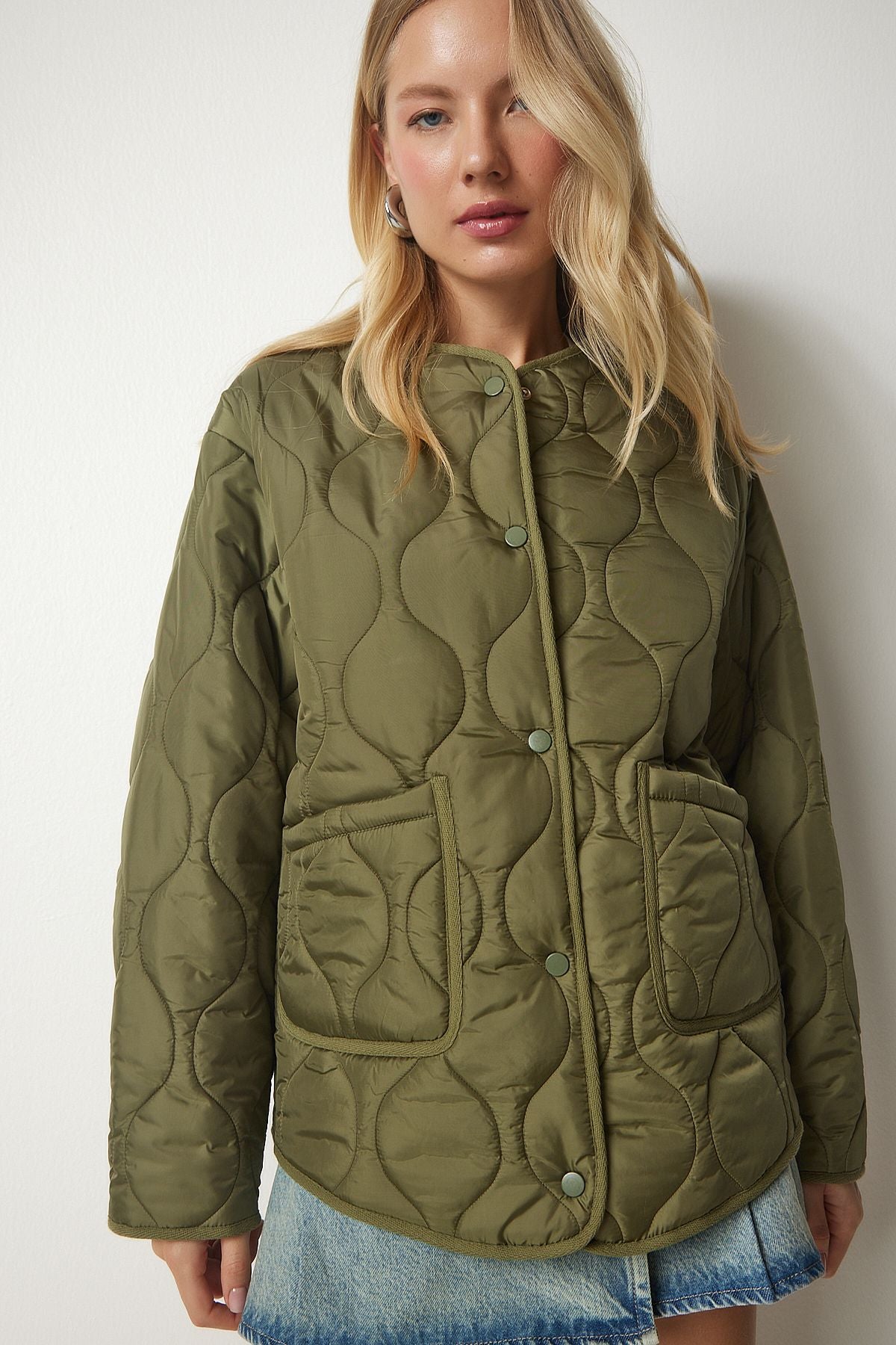 Kadın Haki Cepli Oversize Kapitone Mont DZ00098