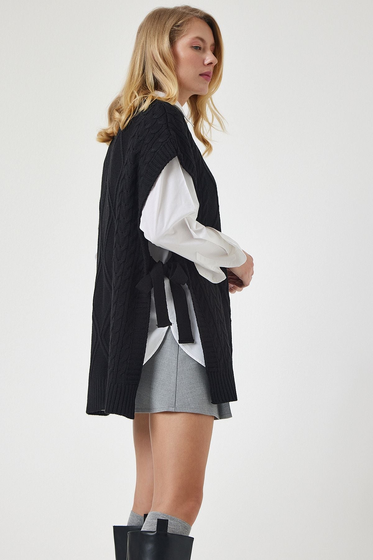 Female black baglama detailed overwhelm knitwear sweater yg00104
