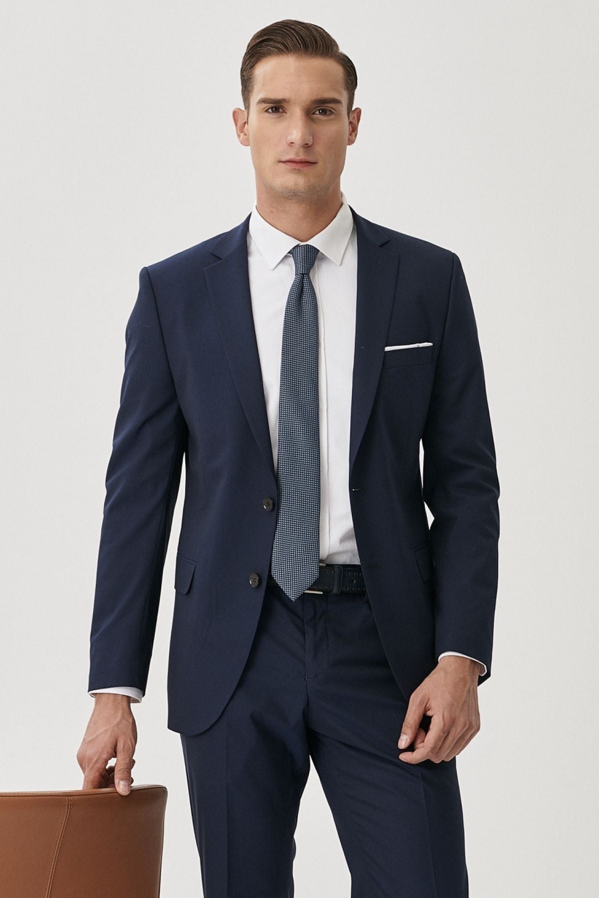 Men's navy blue slim fit narrow cut mono collar suit suit