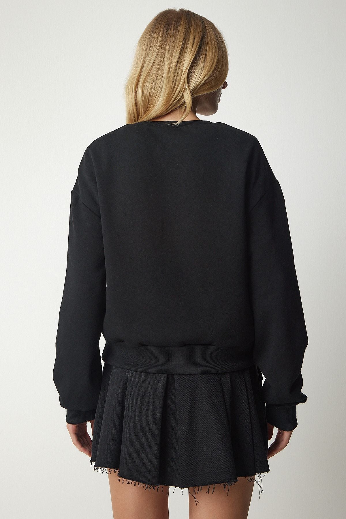 Female Black Shardon Crop Sweatshirt UB00179