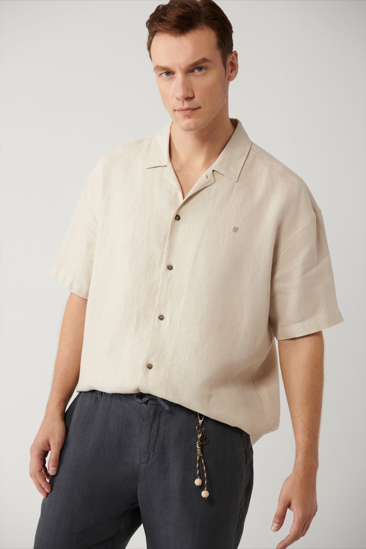 Men's Beige Apace Neck 100 %Linen Short Sleeve Shirt A41y2209