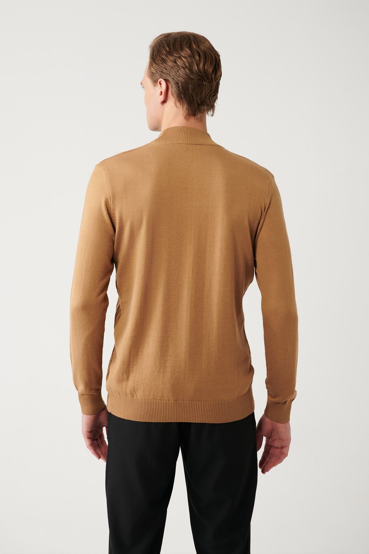 Men's camel half fisherman collar cotton knitwear sweater E005106