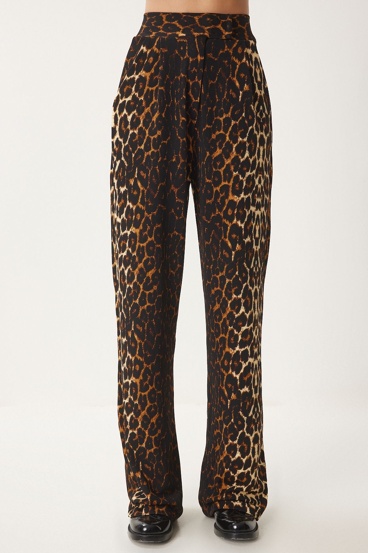 Female Black Cream Waist Call Casual Woven Pants RV00150