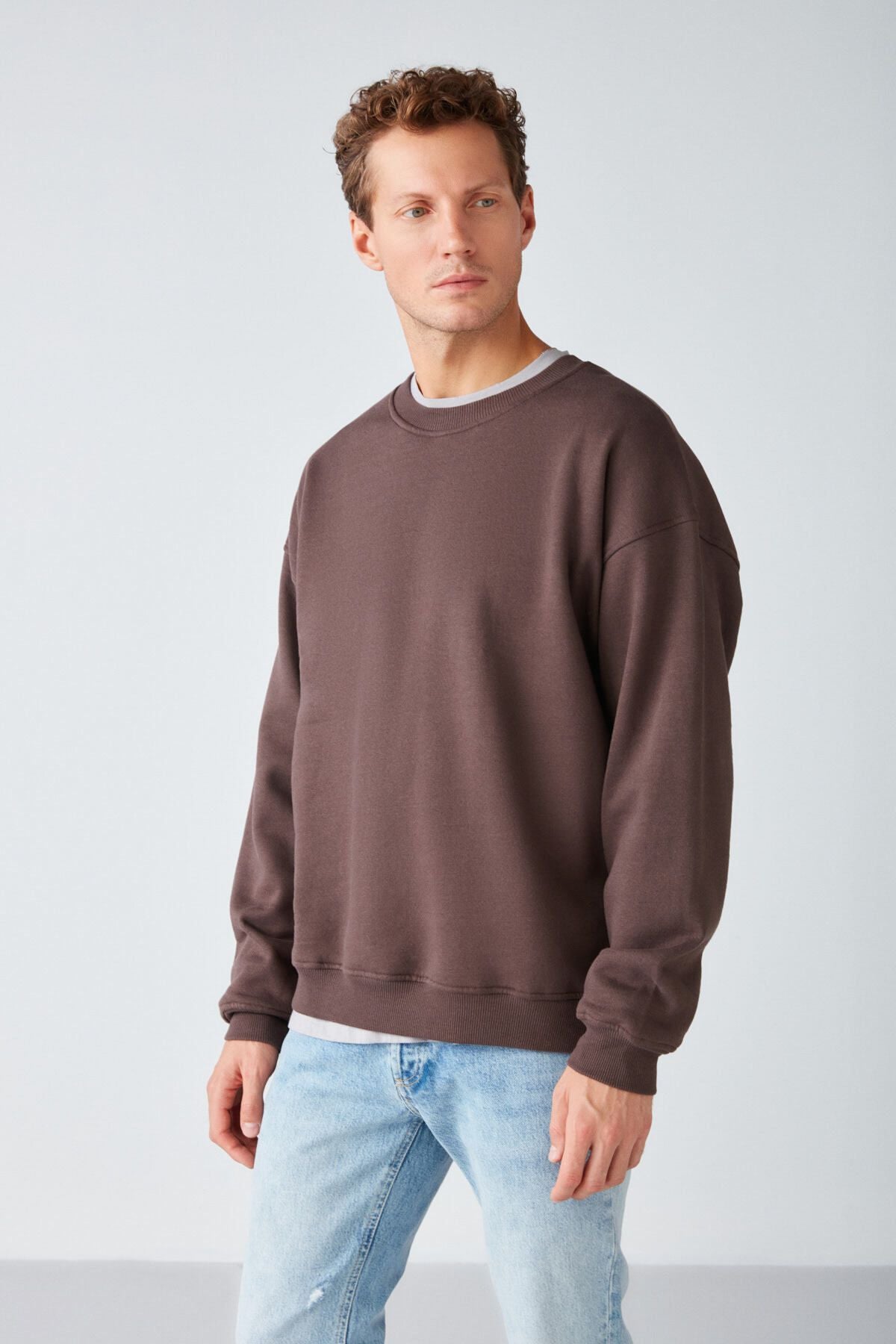 Stephan Men's Softened Fabric Oversizle Fit Round Collared Brown Sweatshirt