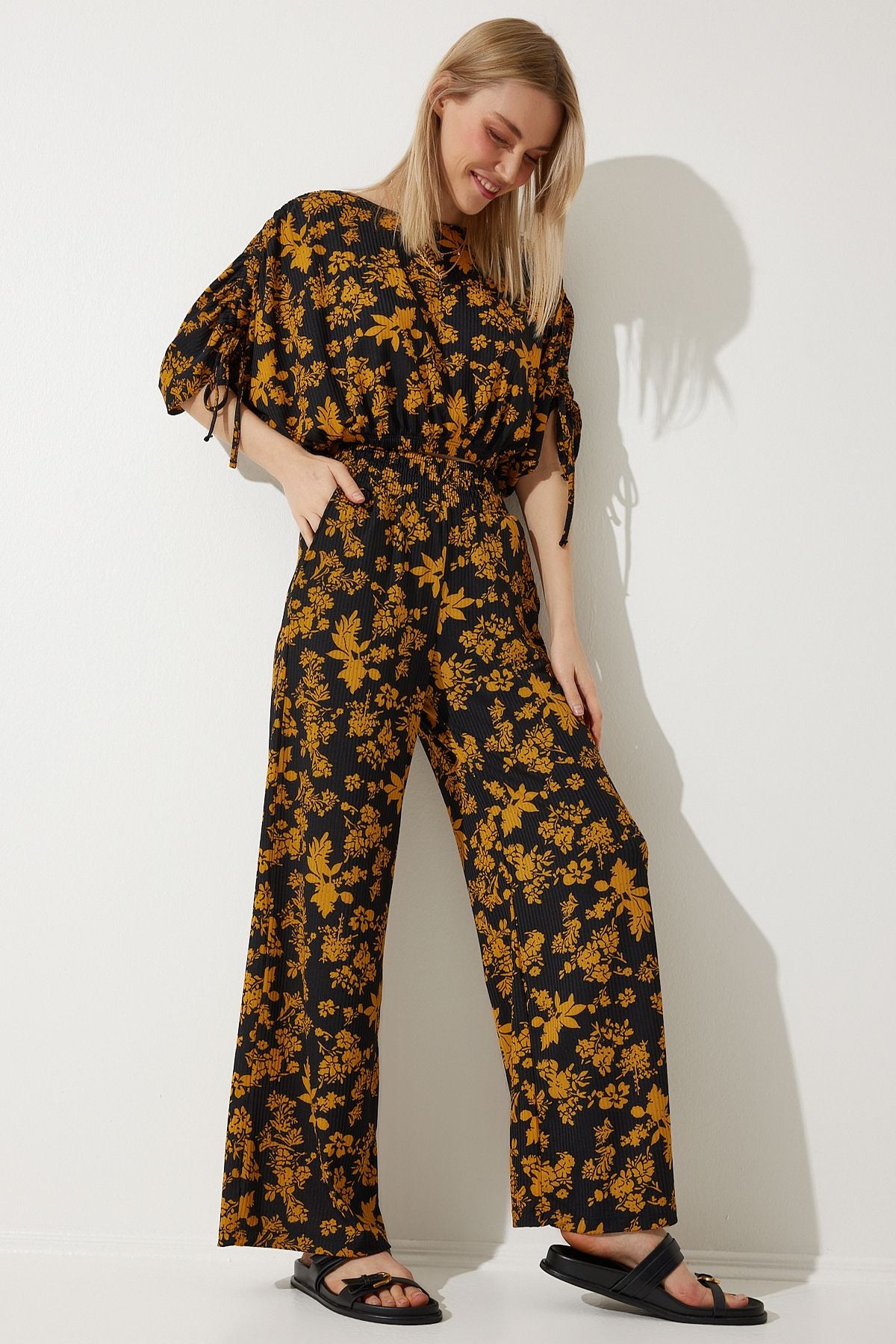 Female black mustard patterned blouse palazzo knitting set Mc00264