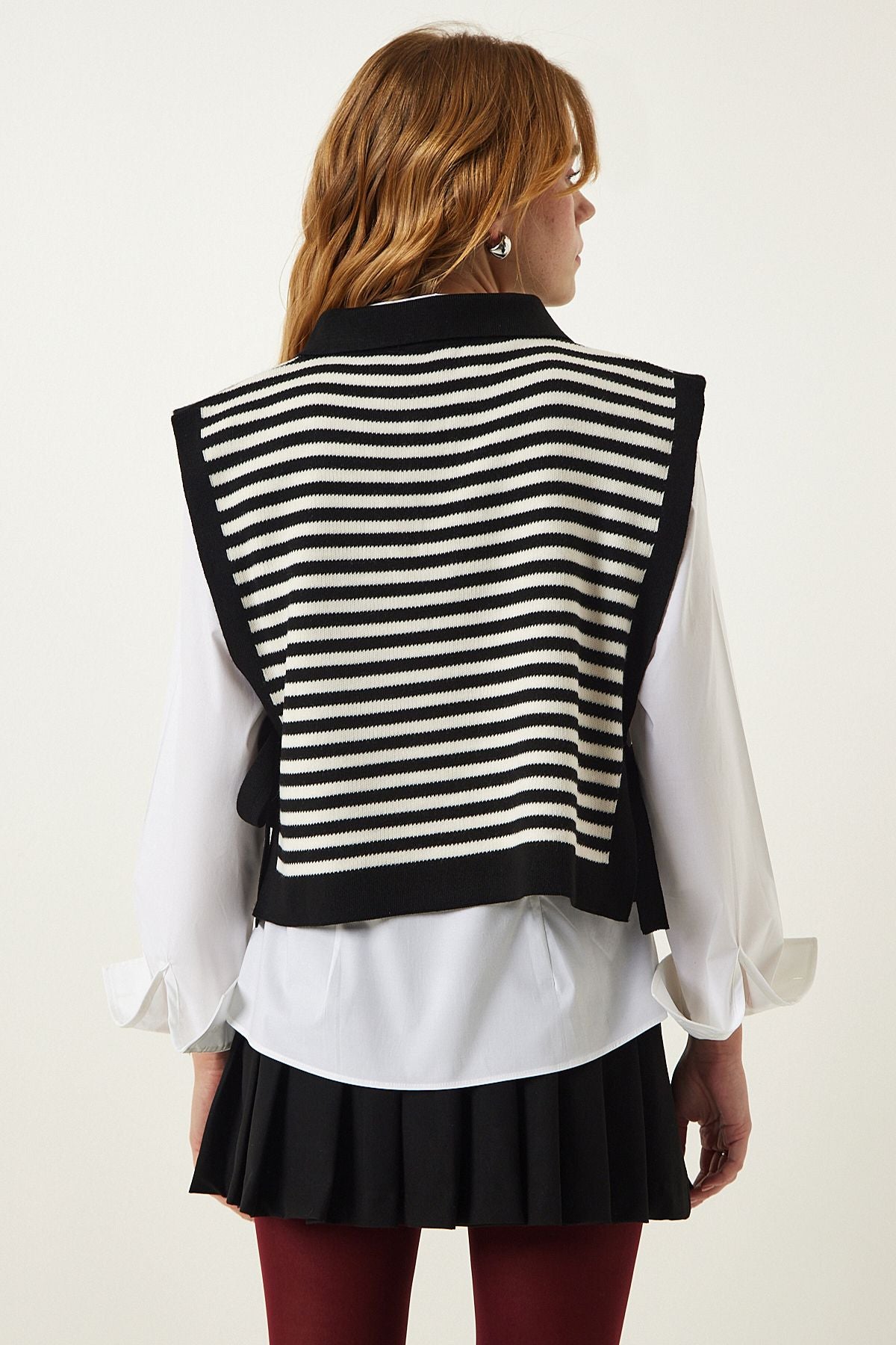 Female Black Tied Crop Triko Süveter MT00149