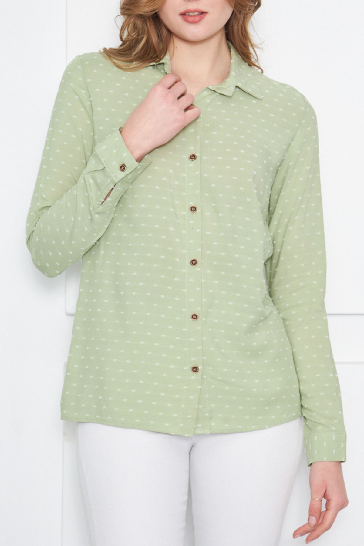Woman Long Arm Shirt with Light Green Patterned ARM-24K001023