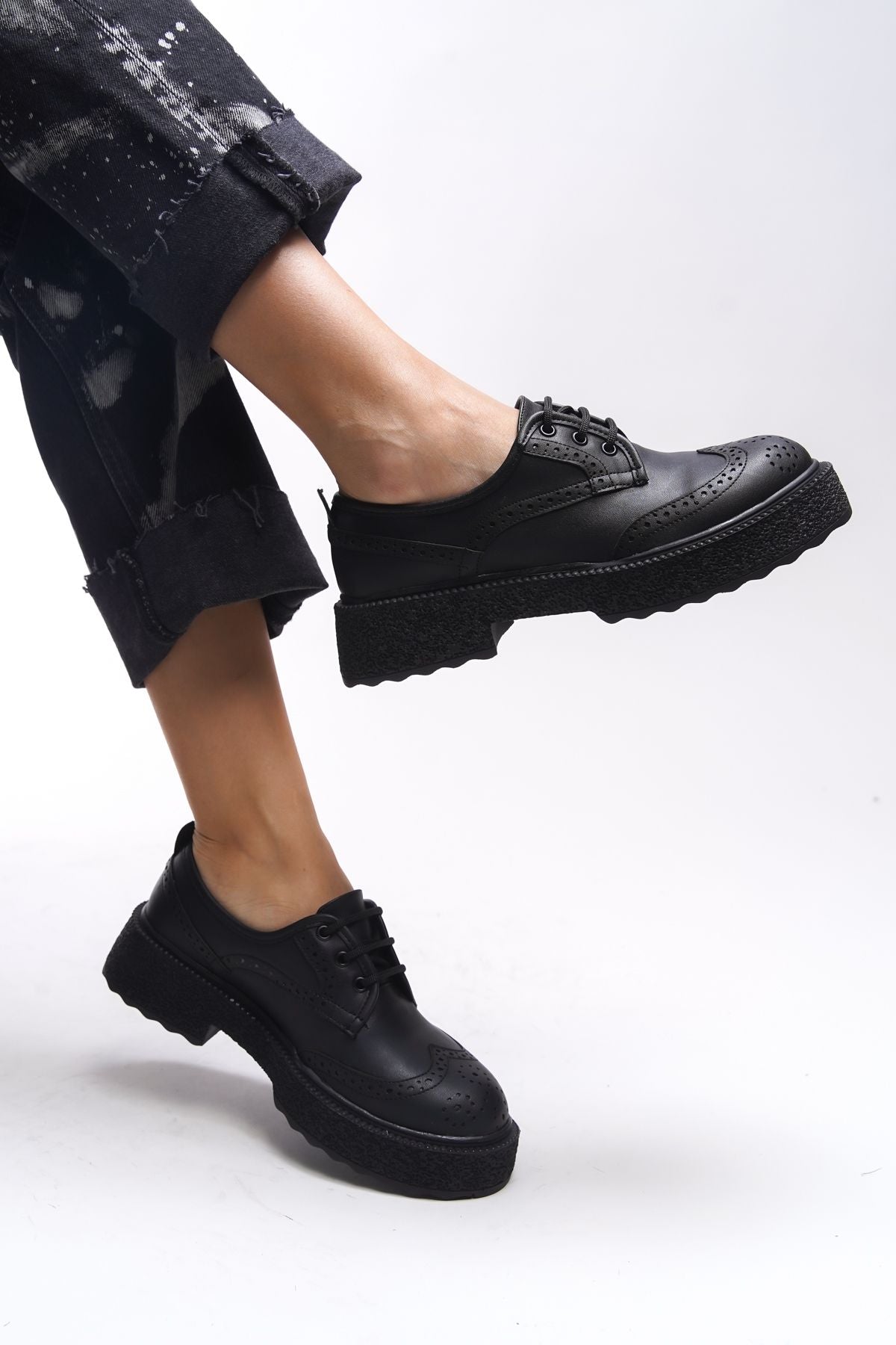 Oknyrth Women Lace Loafer 00121990 Black Skin