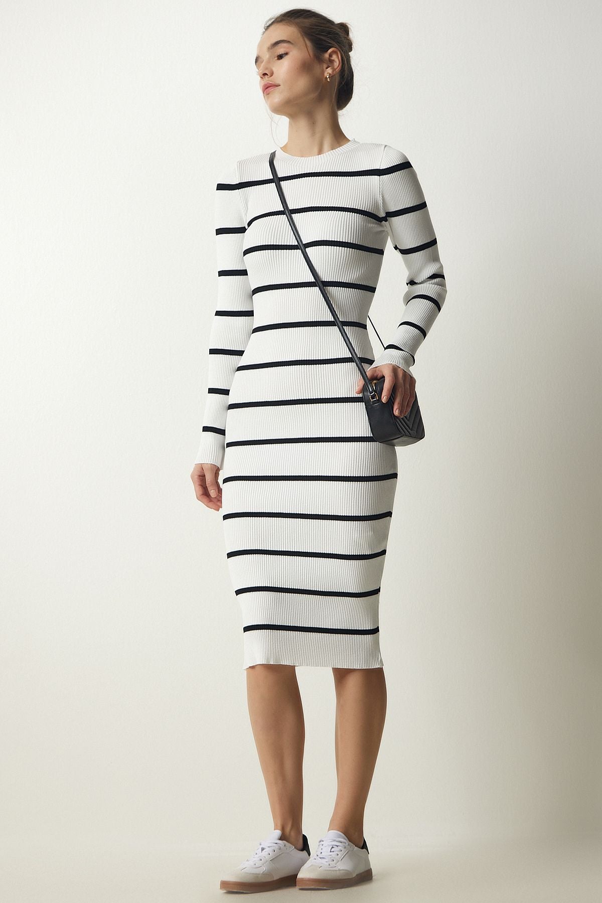 Woman White Wedding Striped Triko Dress NS00397