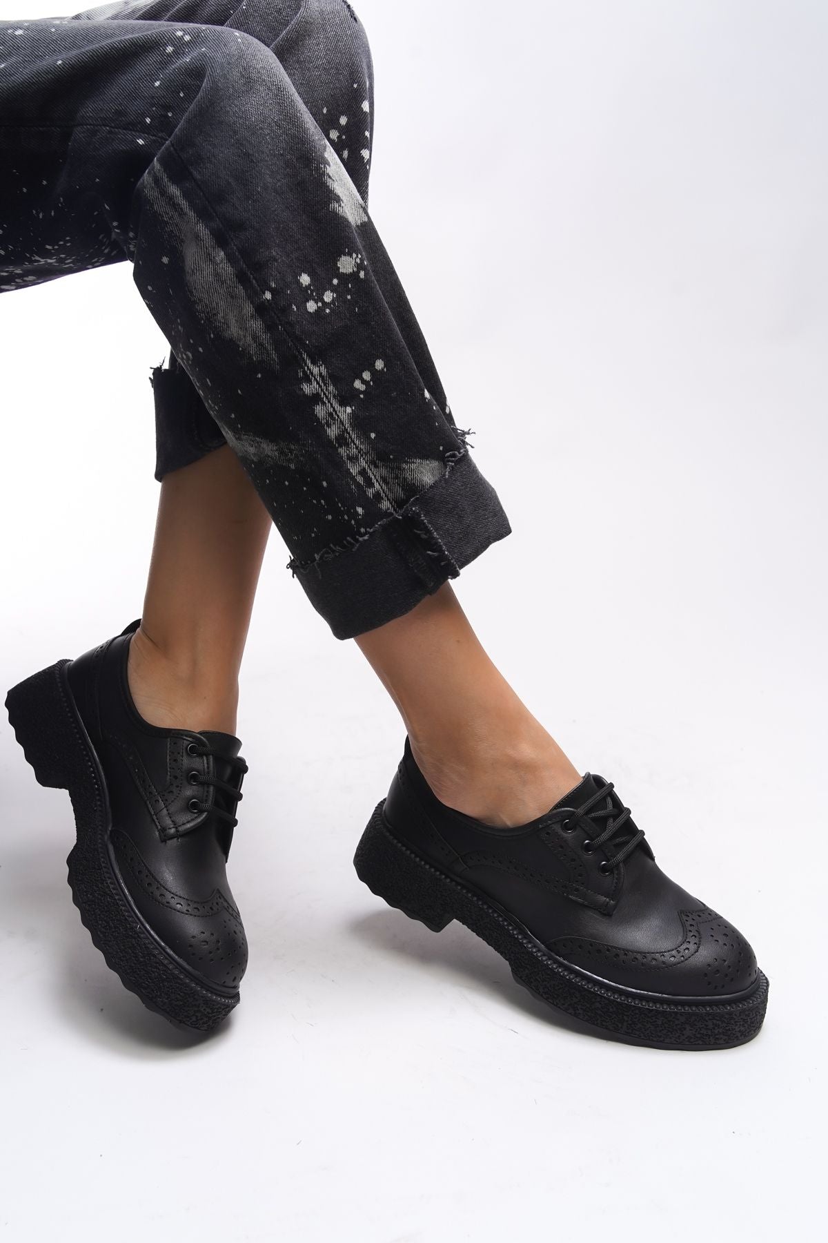 Oknyrth Women Lace Loafer 00121990 Black Skin
