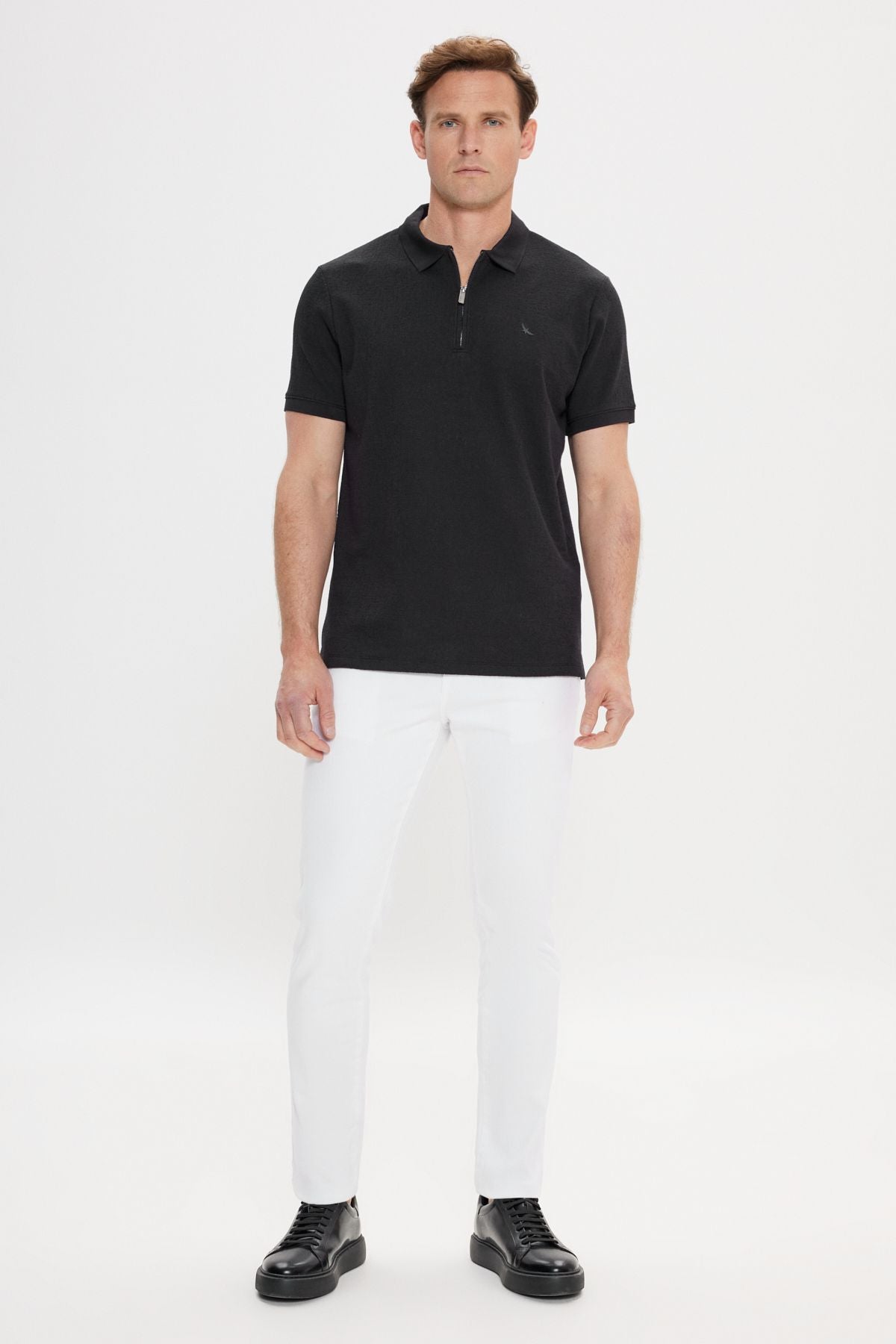 Men's black slim fit narrow cut cotton polo collar t -shirt