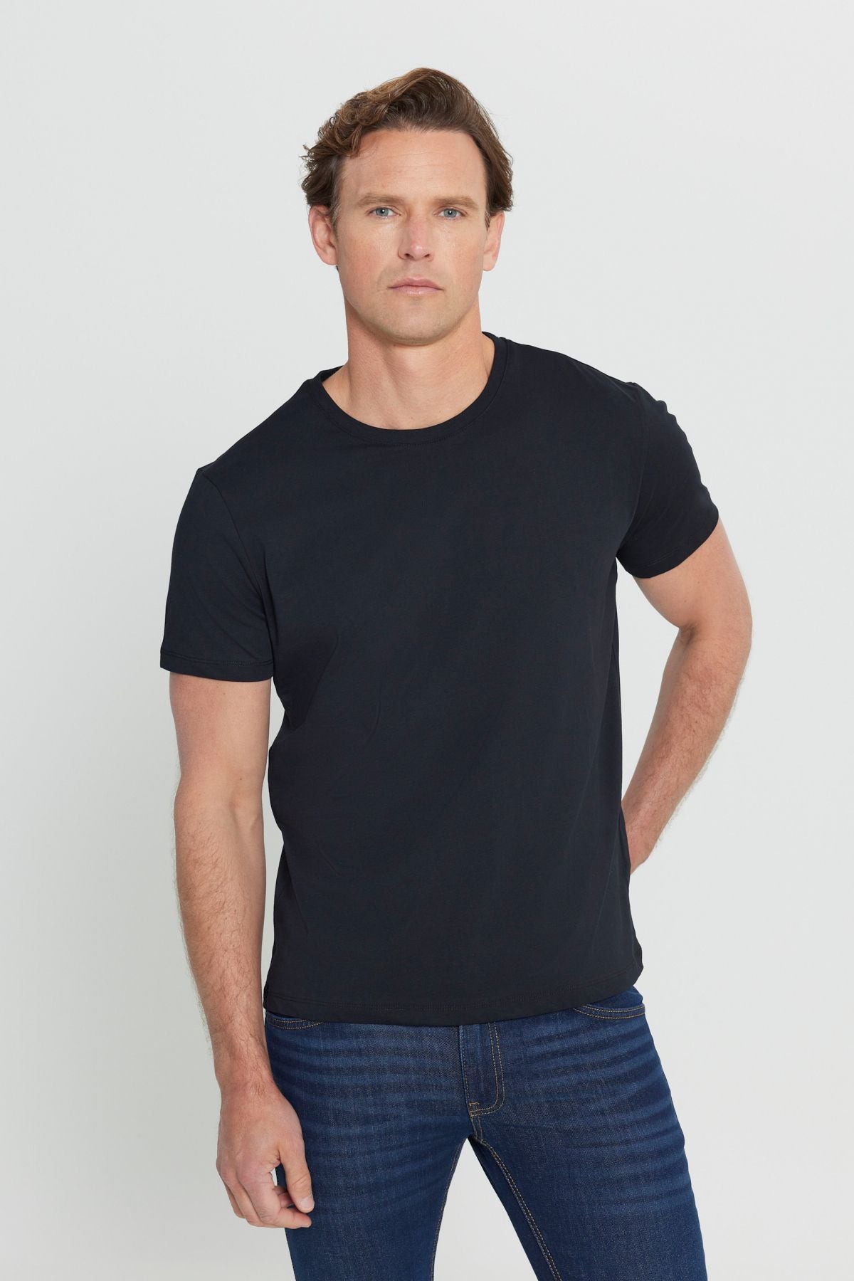 Men's black 100 %cotton slim fit narrow cut bicycle collar Basic T -shirt