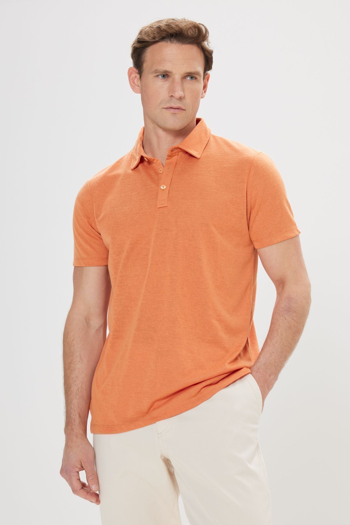 Men's orange slim fit narrow cut polo collar flat casual T -shirt