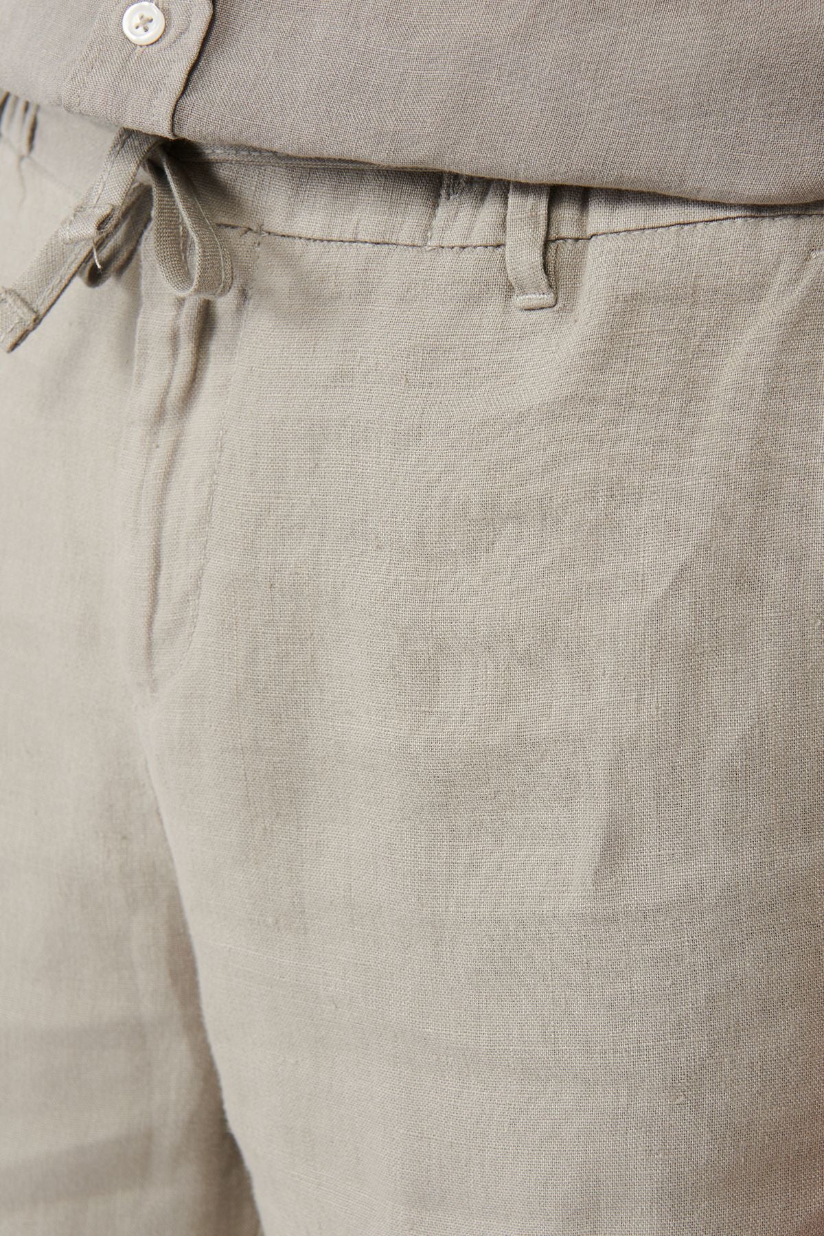 Men's Gray Waist Tire 100 %Linen Assos Short A41y3710