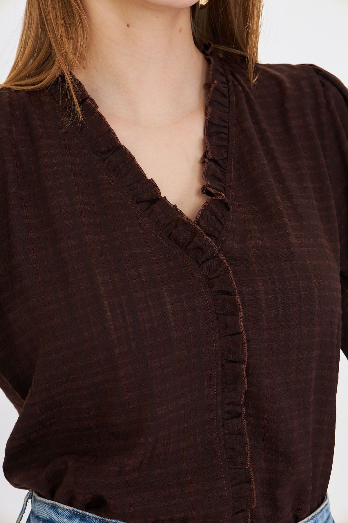 Woman Dark Coffee Collar and Ruffle Detailed Arms with Rubber Long Sleeve Blouse ARM-25K001030