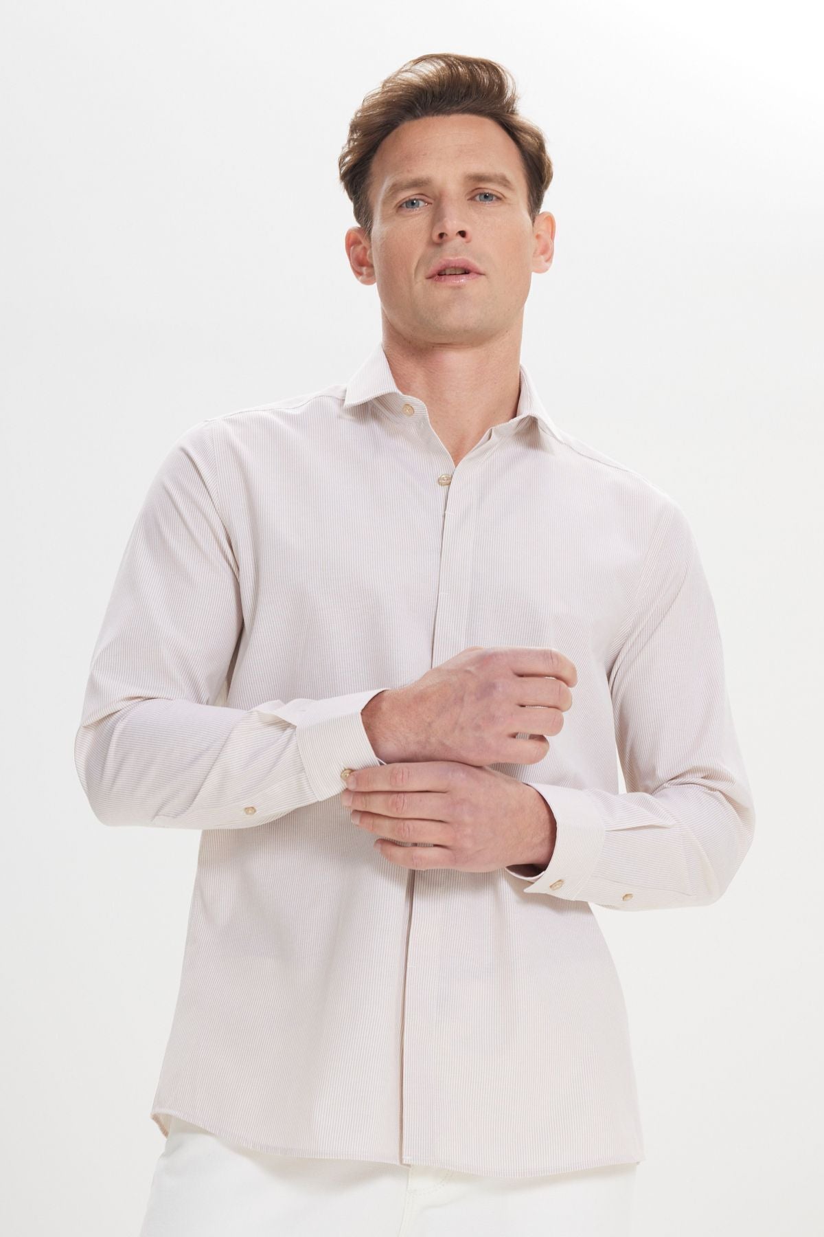 Men's white-vizon slim fit narrow cut classic collar cotton Cotton Amelor Shirt