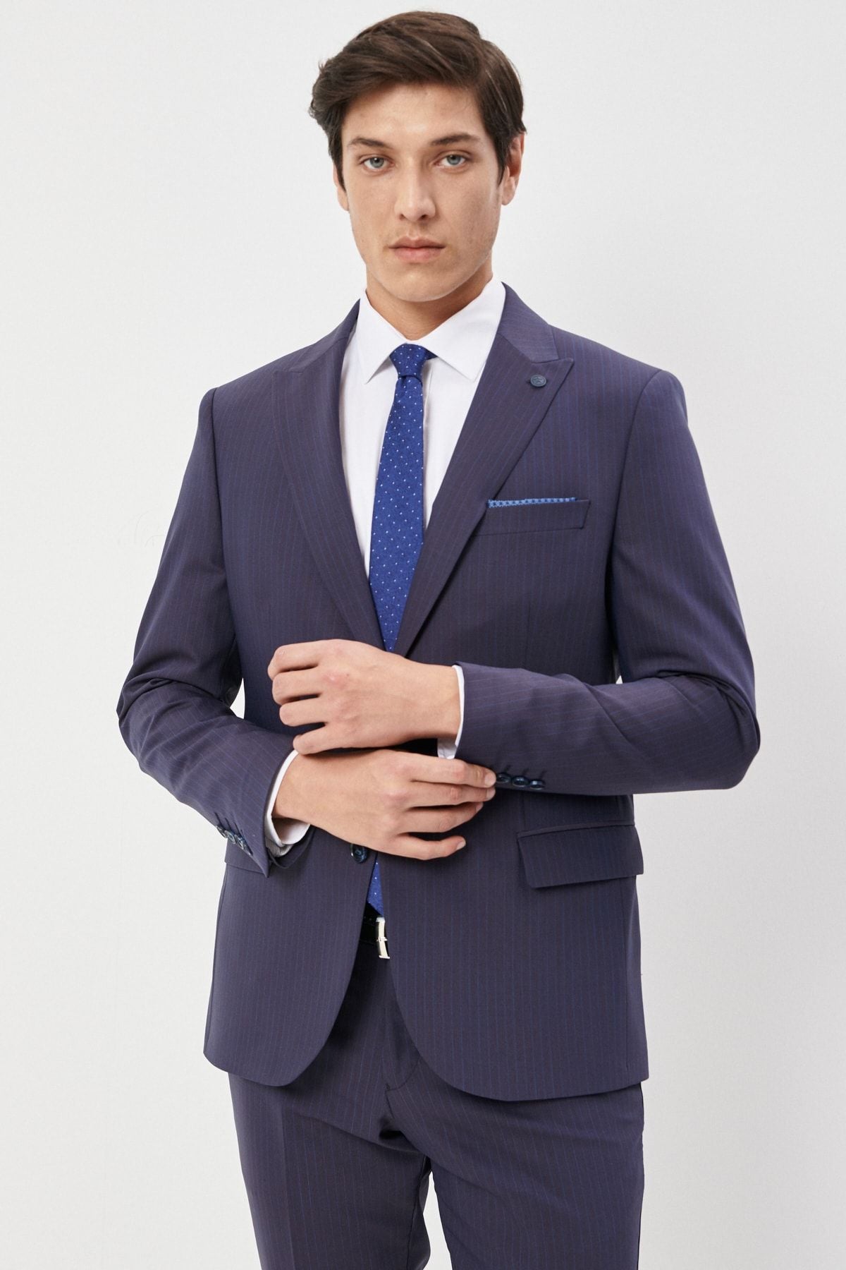 Men's navy blue slim fit narrow -cut swallow collar striped woolen suit