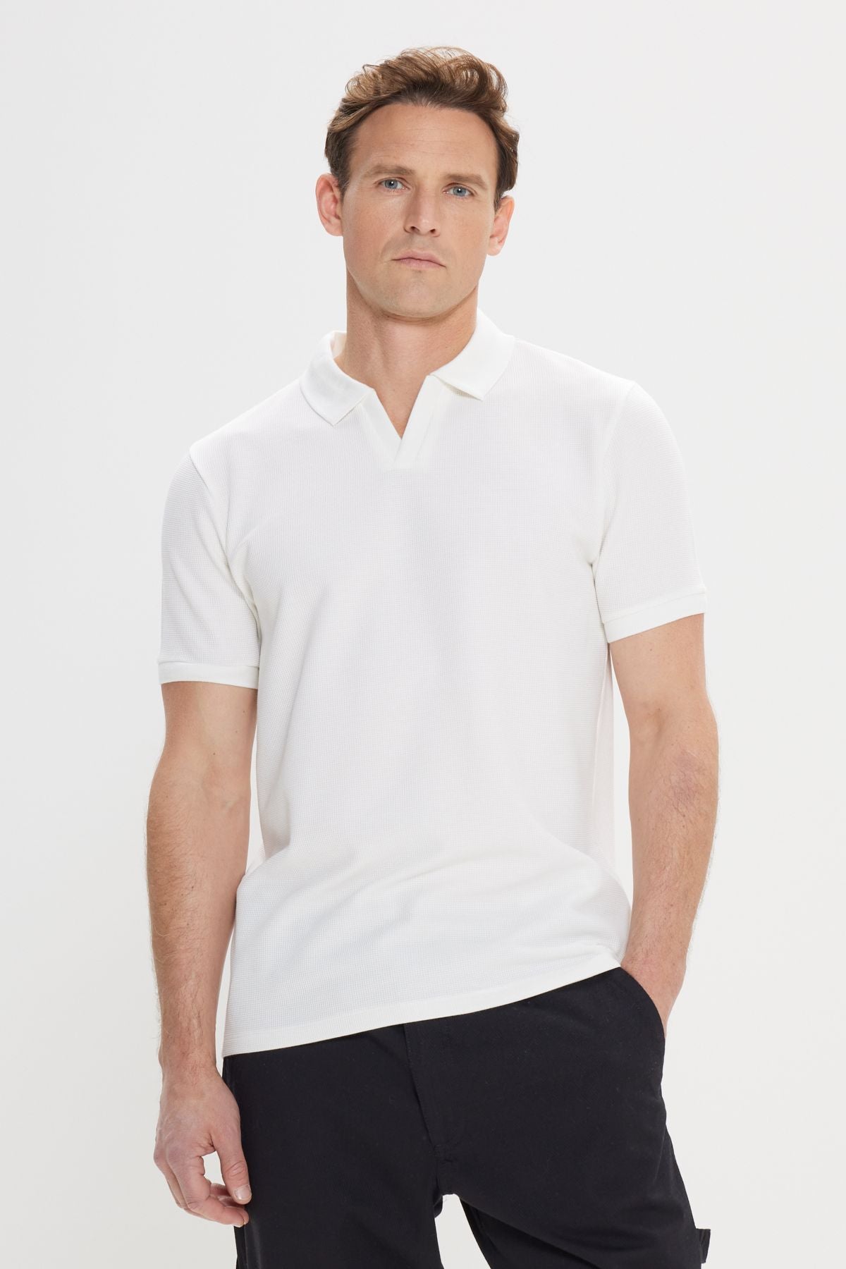 Men's white slim fit narrow cut Polo Yaka Amelor T -shirt