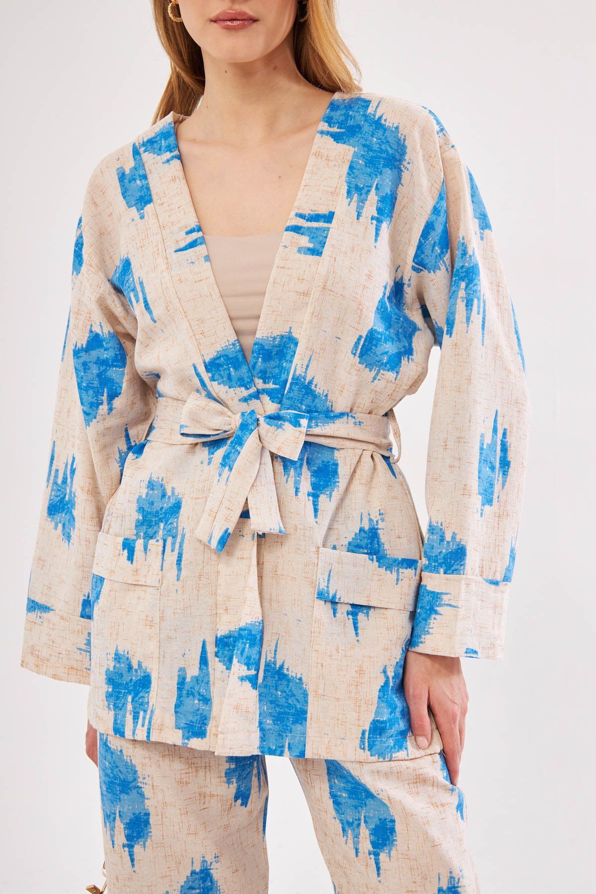 Women's Blue Dio Kimono Patterned Belly Pocket Detailed Linen-looking ARM-24Y001022