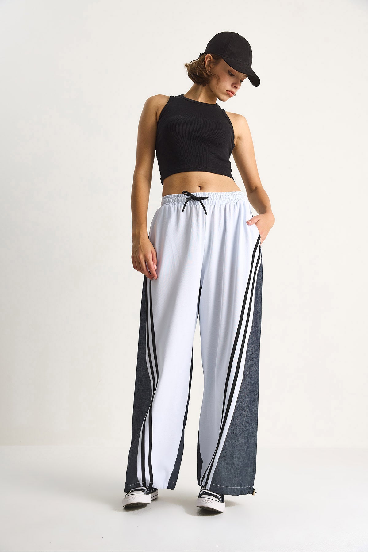 Women's Adjustable Leg High Waist Stripe Detailed Trousers 60284069