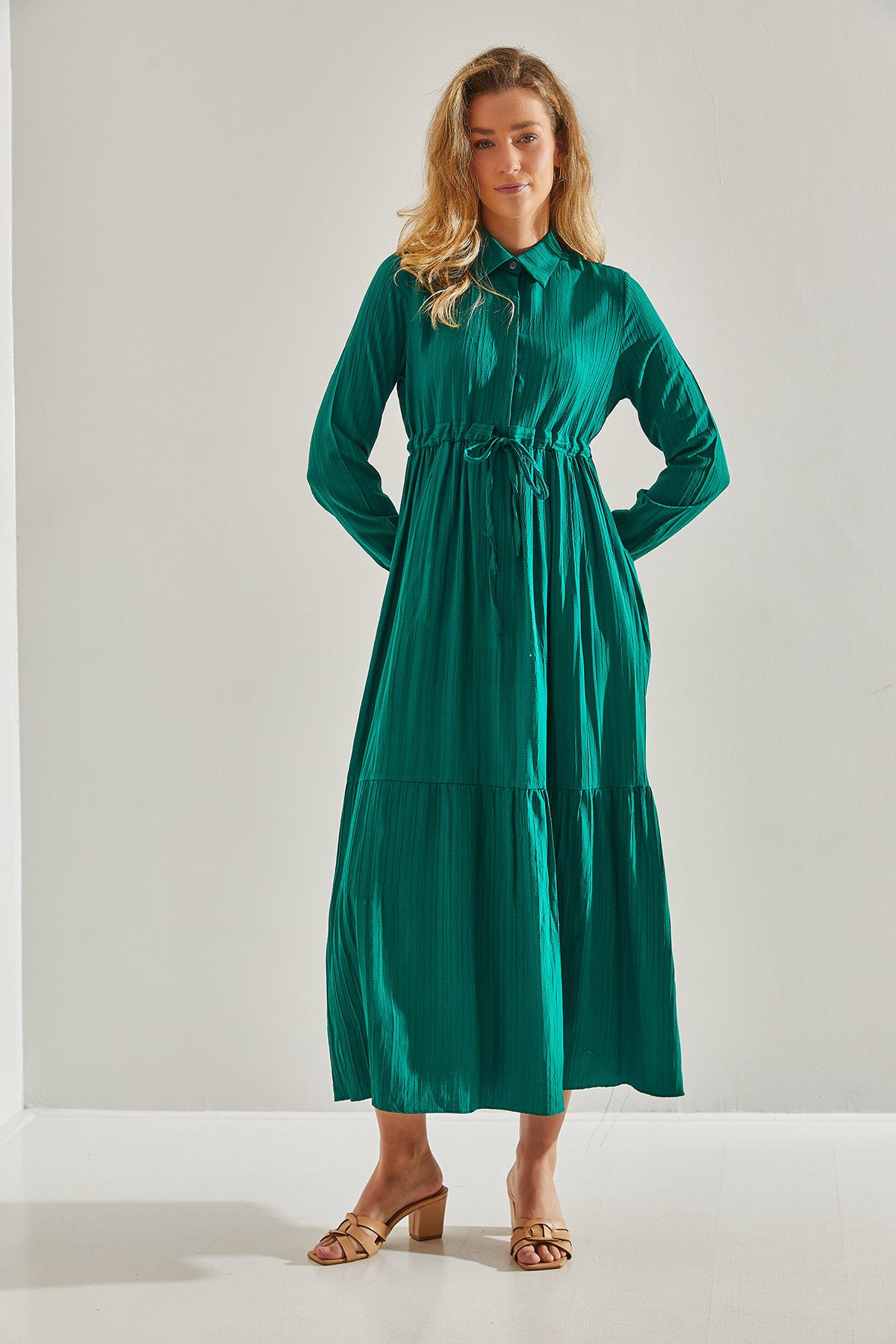 Modest Women's Gathered Waist Buttoned Collar Long Hijab Flared Dress 60181034