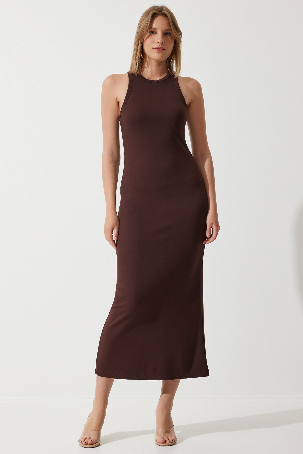 Kadın Kahverengi Halter Yaka Yazlık Çelik Örme Uzun Elbise BP00159