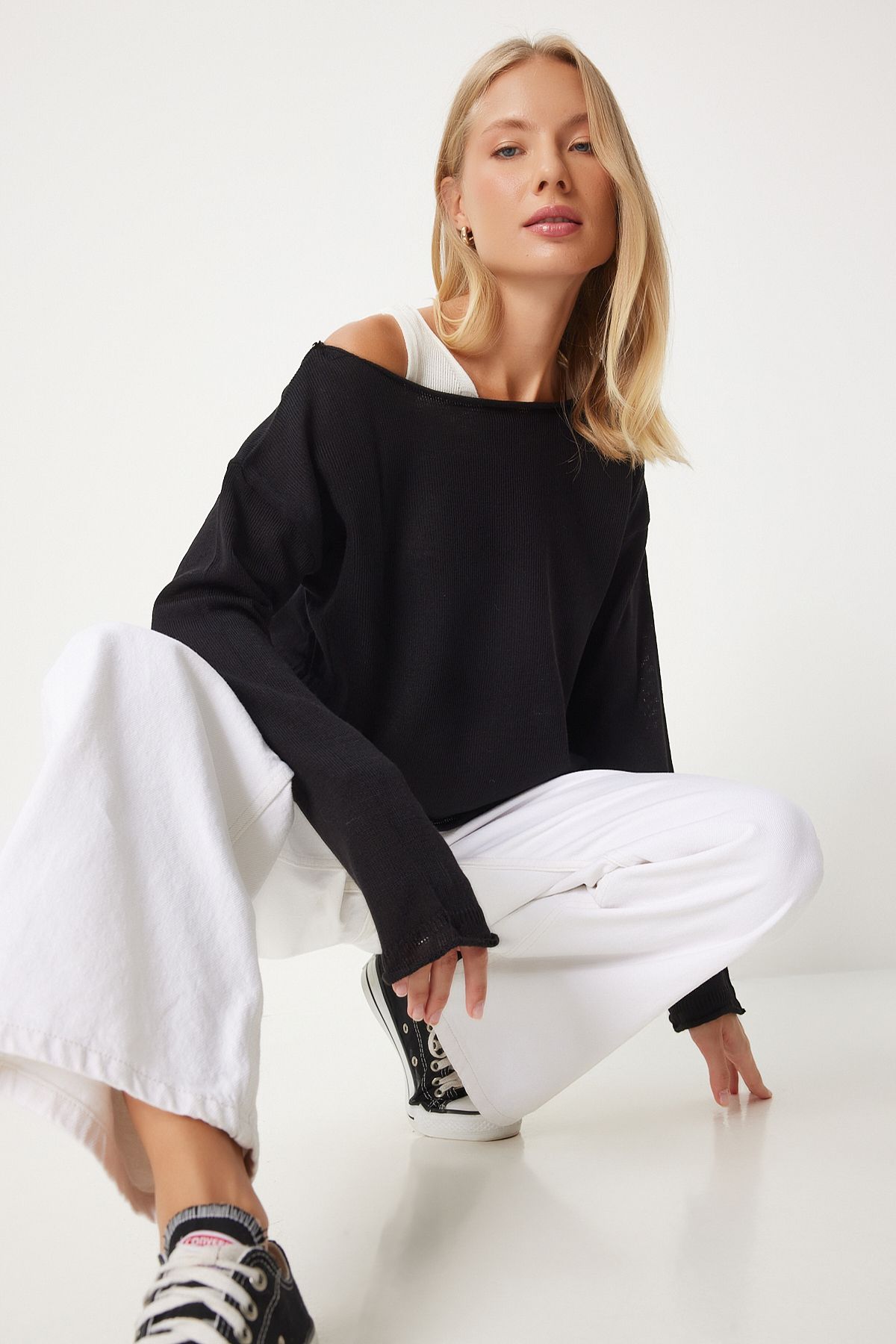 Women's Black Athlete Binary Knitwear Blouse MT00152